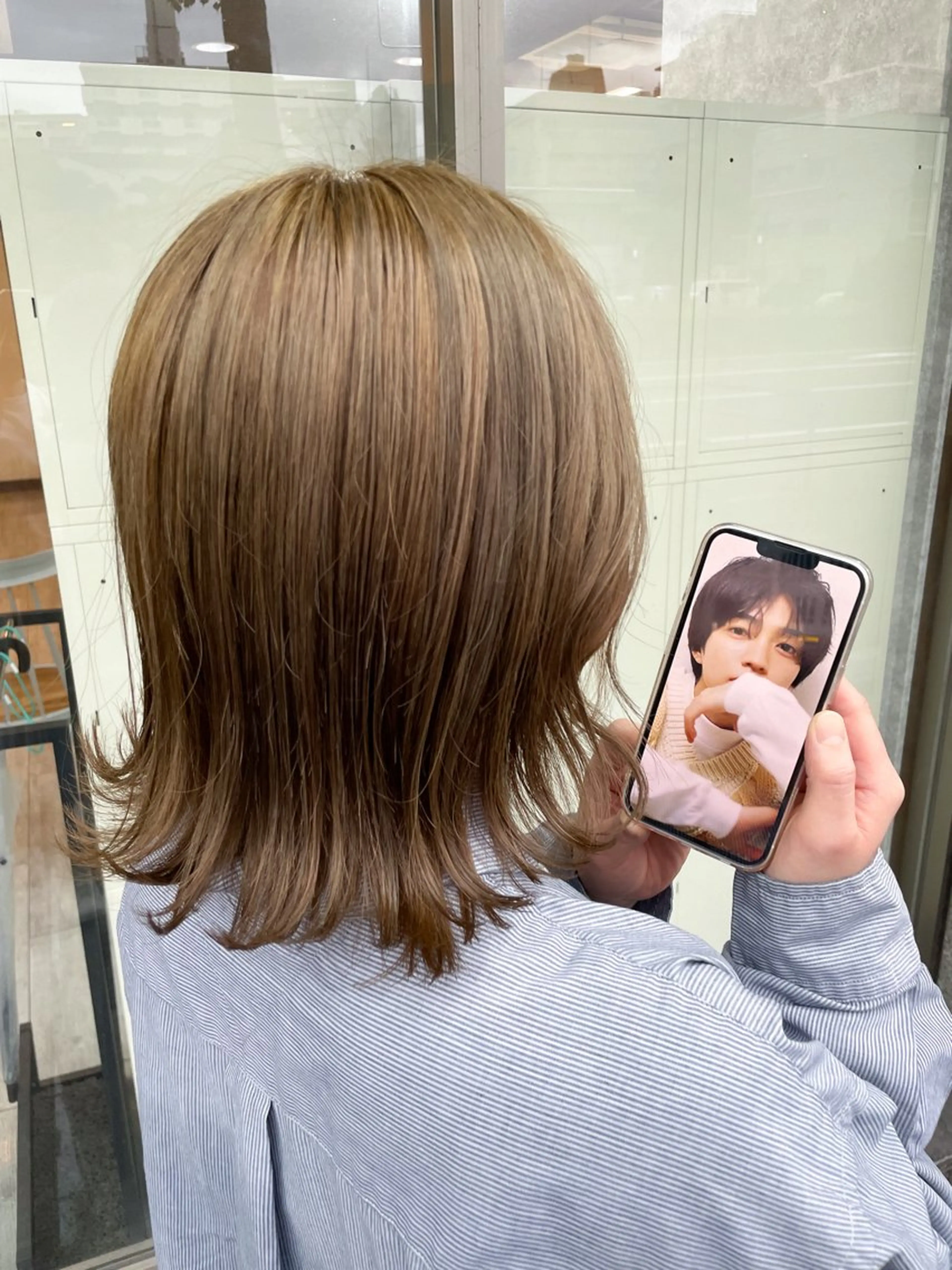 ミディアム カラー ベージュカラー イワタ マハ/ minim hairのヘアスタイル