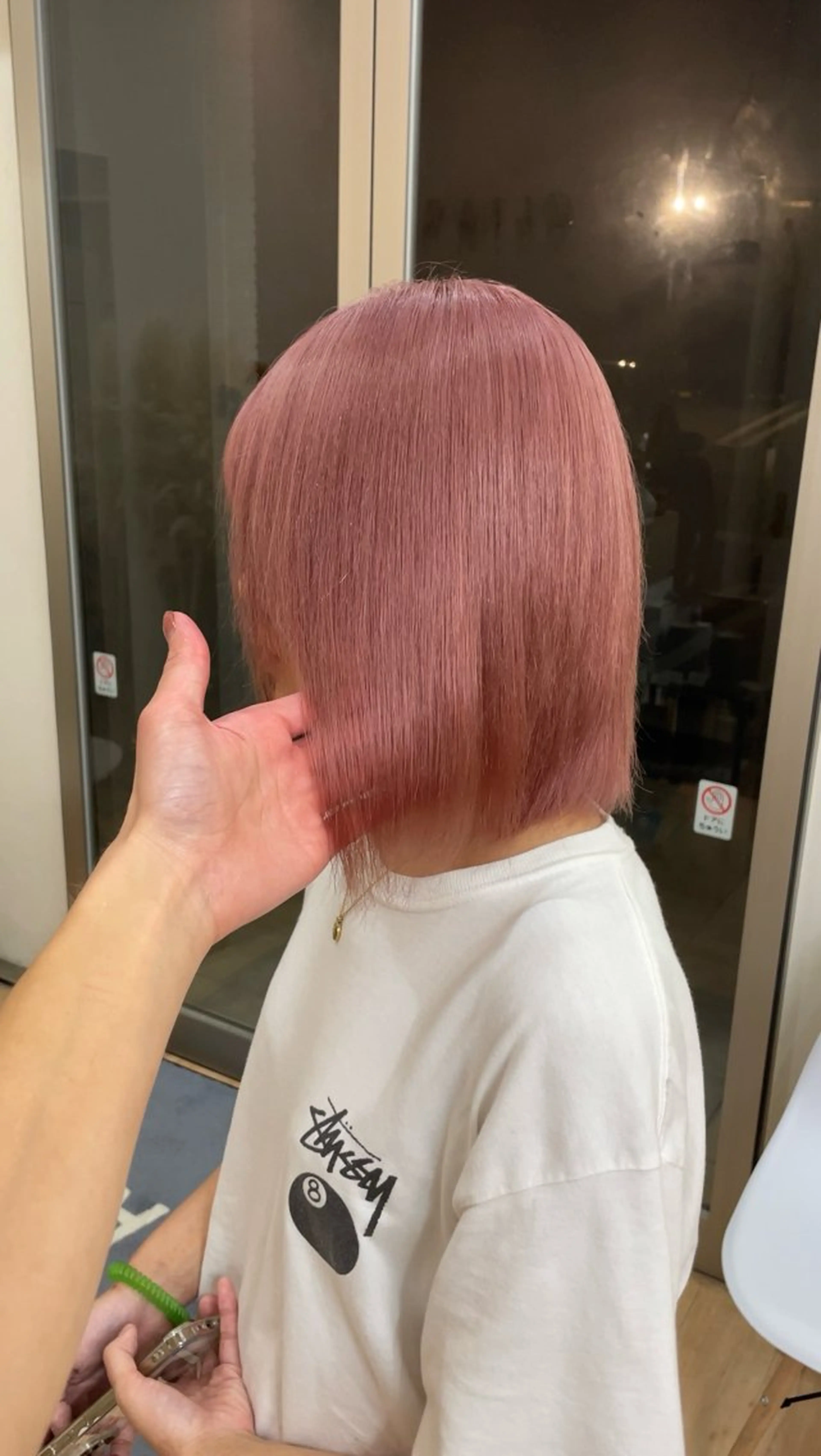 ミディアム カラー ピンクカラー 橋本翔 /レイヤーカットのヘアスタイル