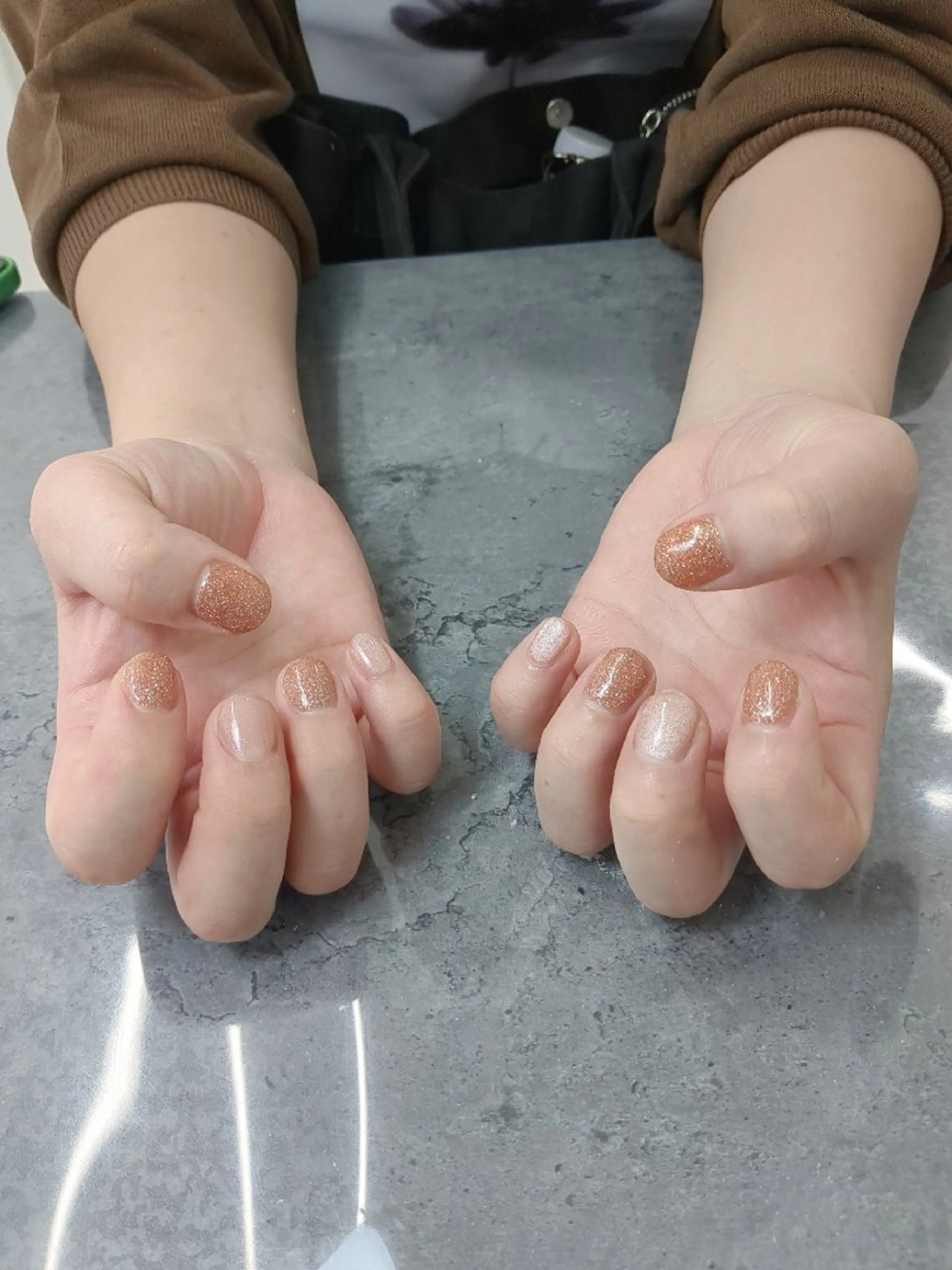 フラッシュネイル💅オフ込み💕シンプルネイル✨✨の写真