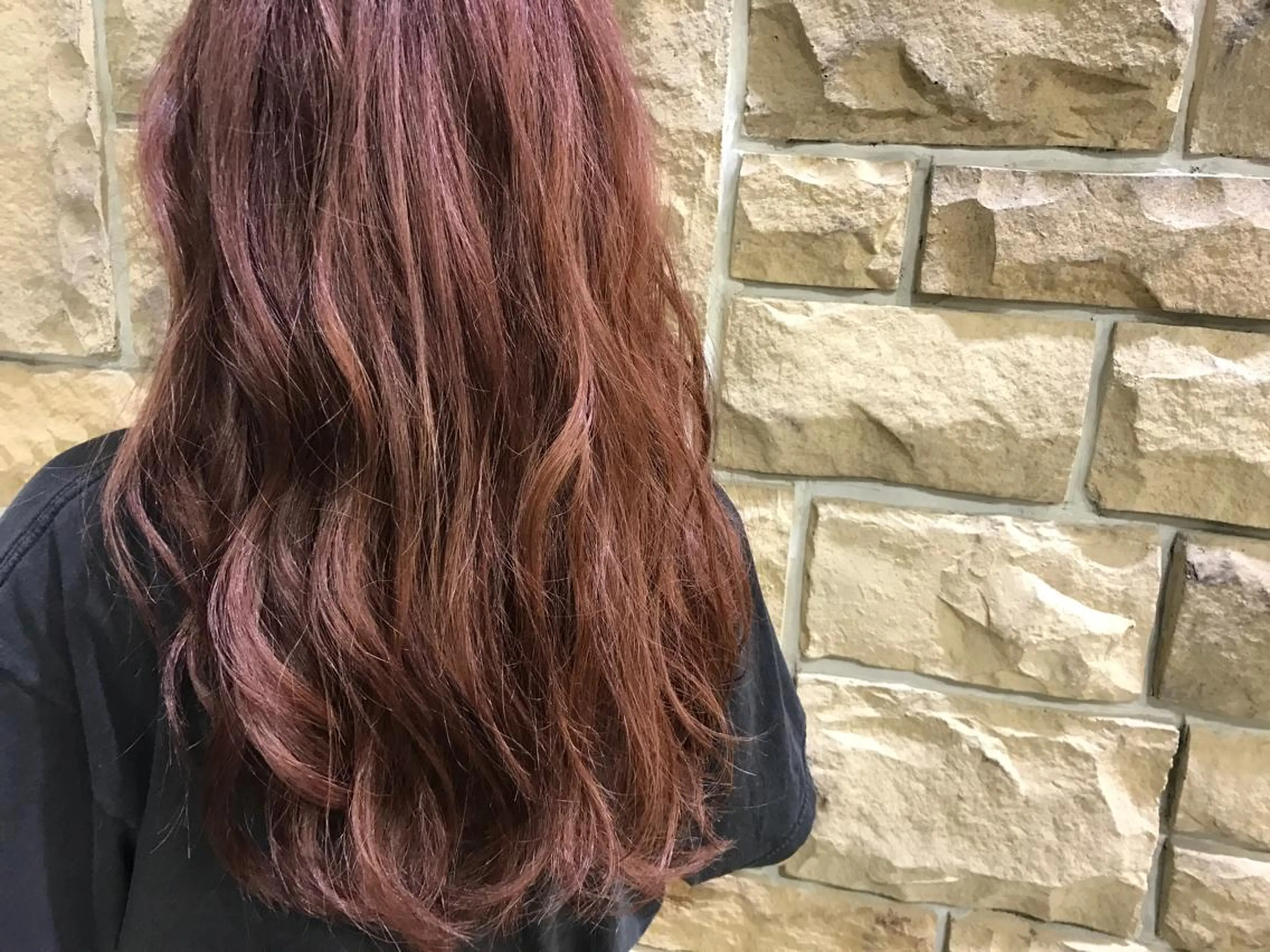 ロング カラー ピンクカラー AMI ウルフパーマ/メンズのヘアスタイル