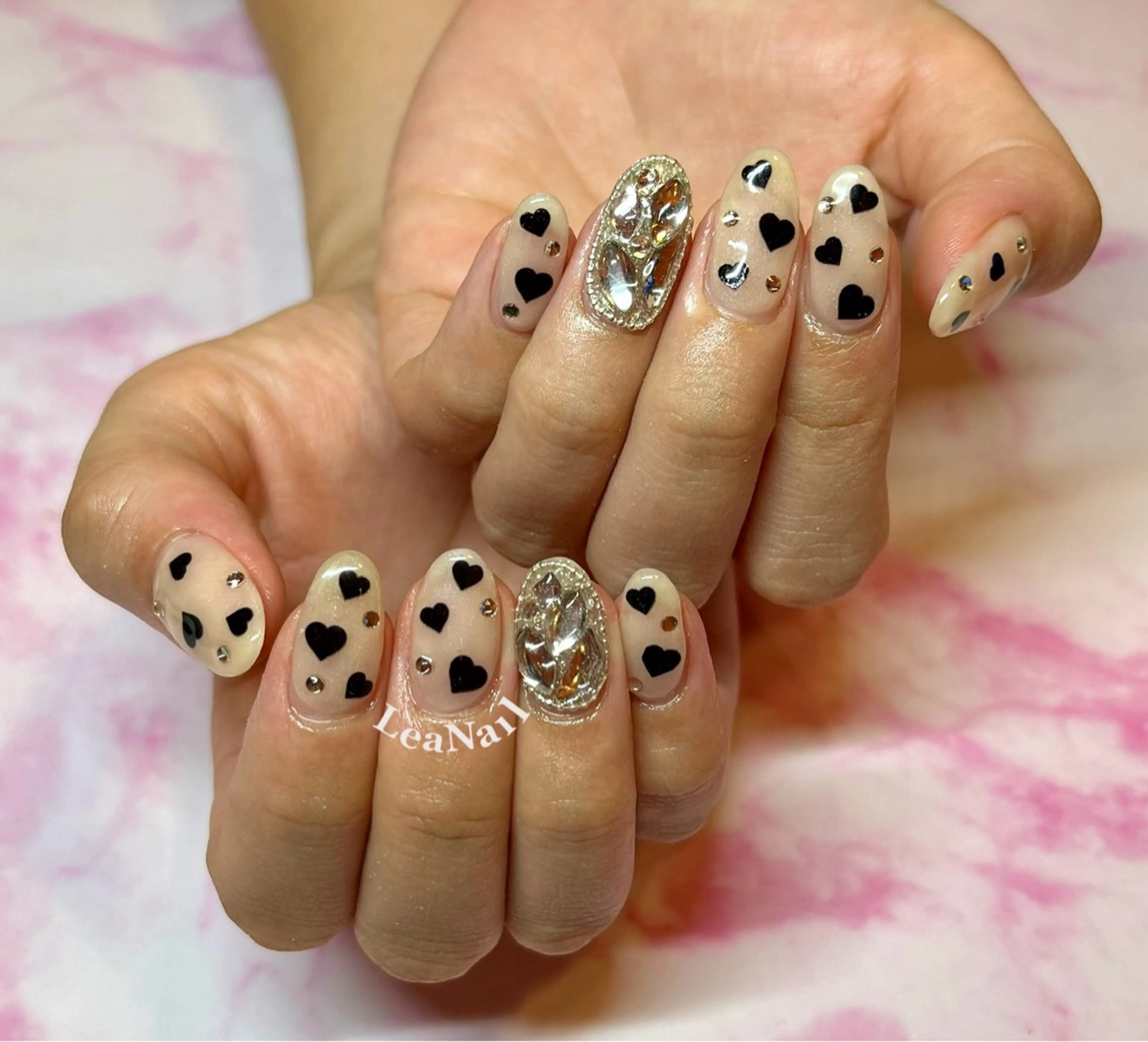 ネイル ハート Lea Nailのネイルデザイン