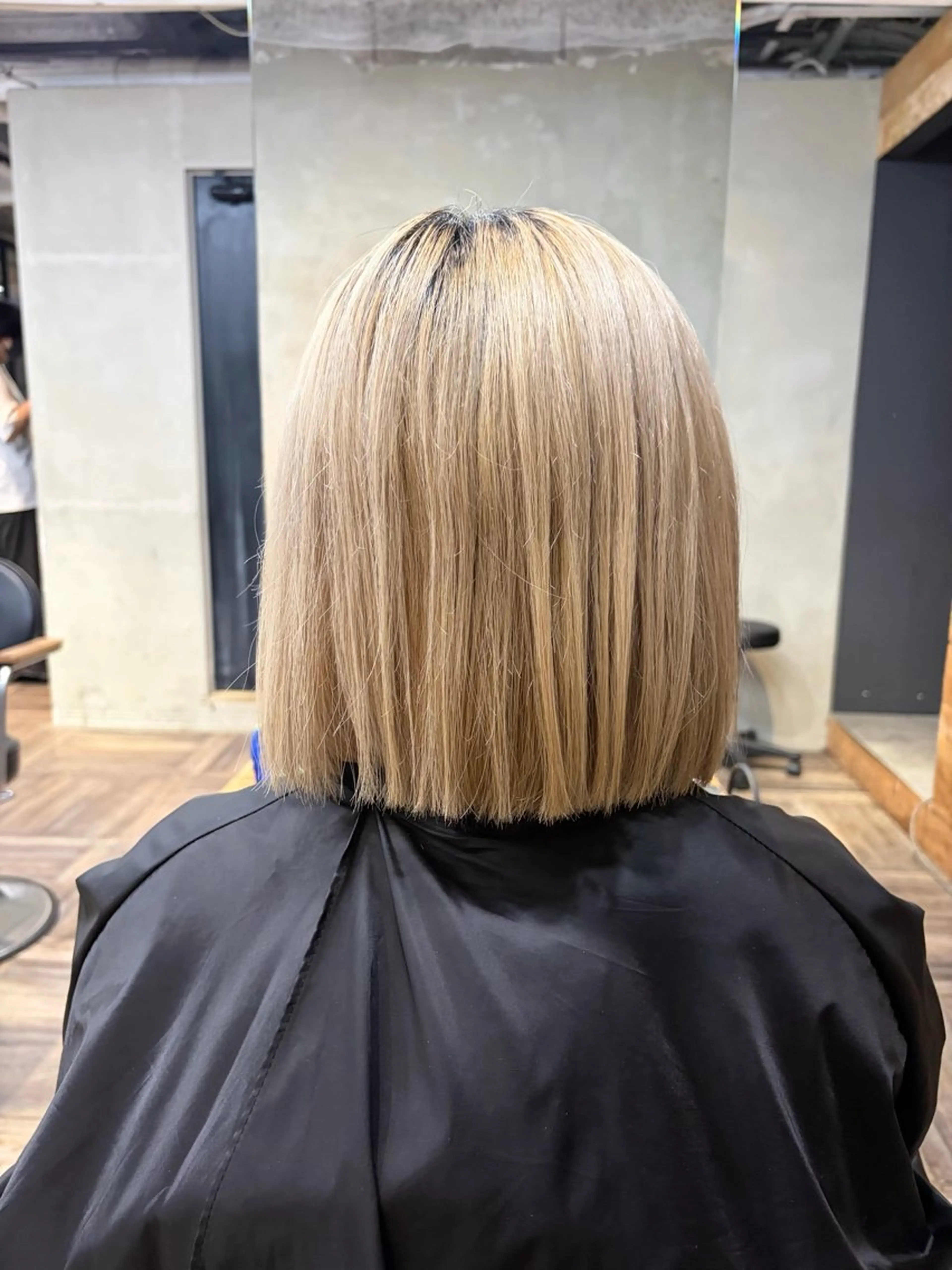 ミディアム ワンレンボブ ボブ カット La fith 新田のヘアスタイル