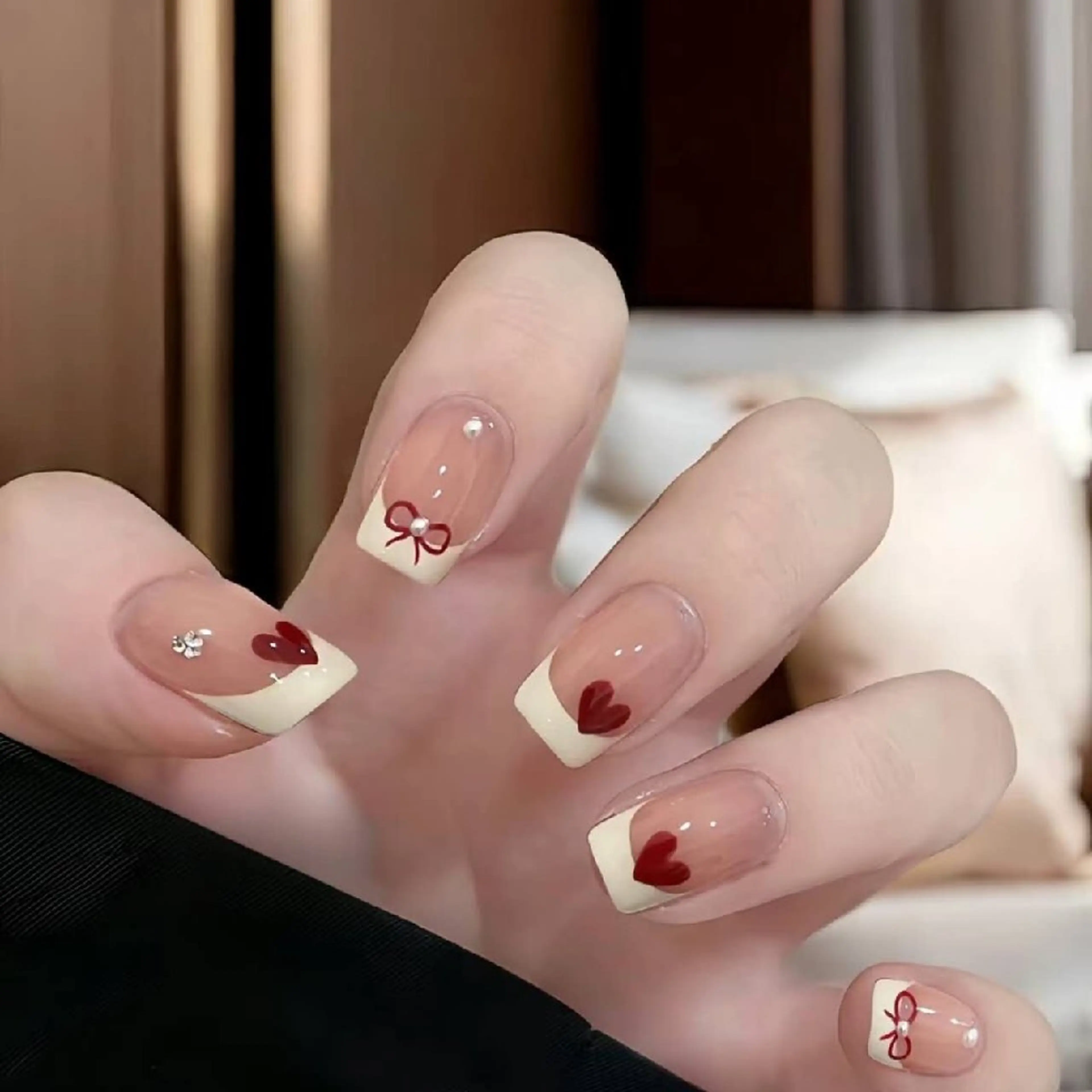 ネイル 小島 阿佑美のネイルデザイン