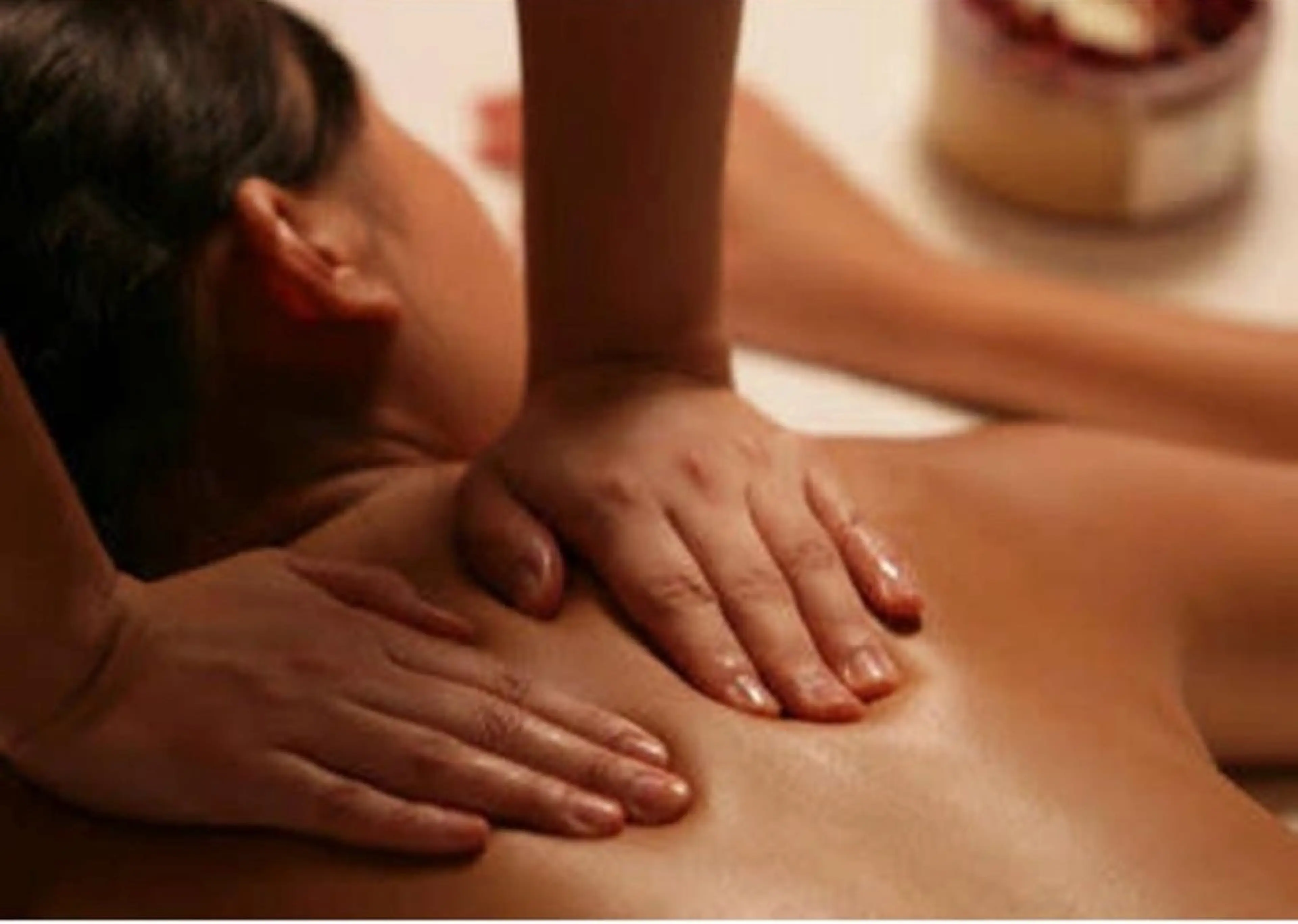 深いコリをゆるめて流す、至福のもみほぐしリンパマッサージ120分の写真