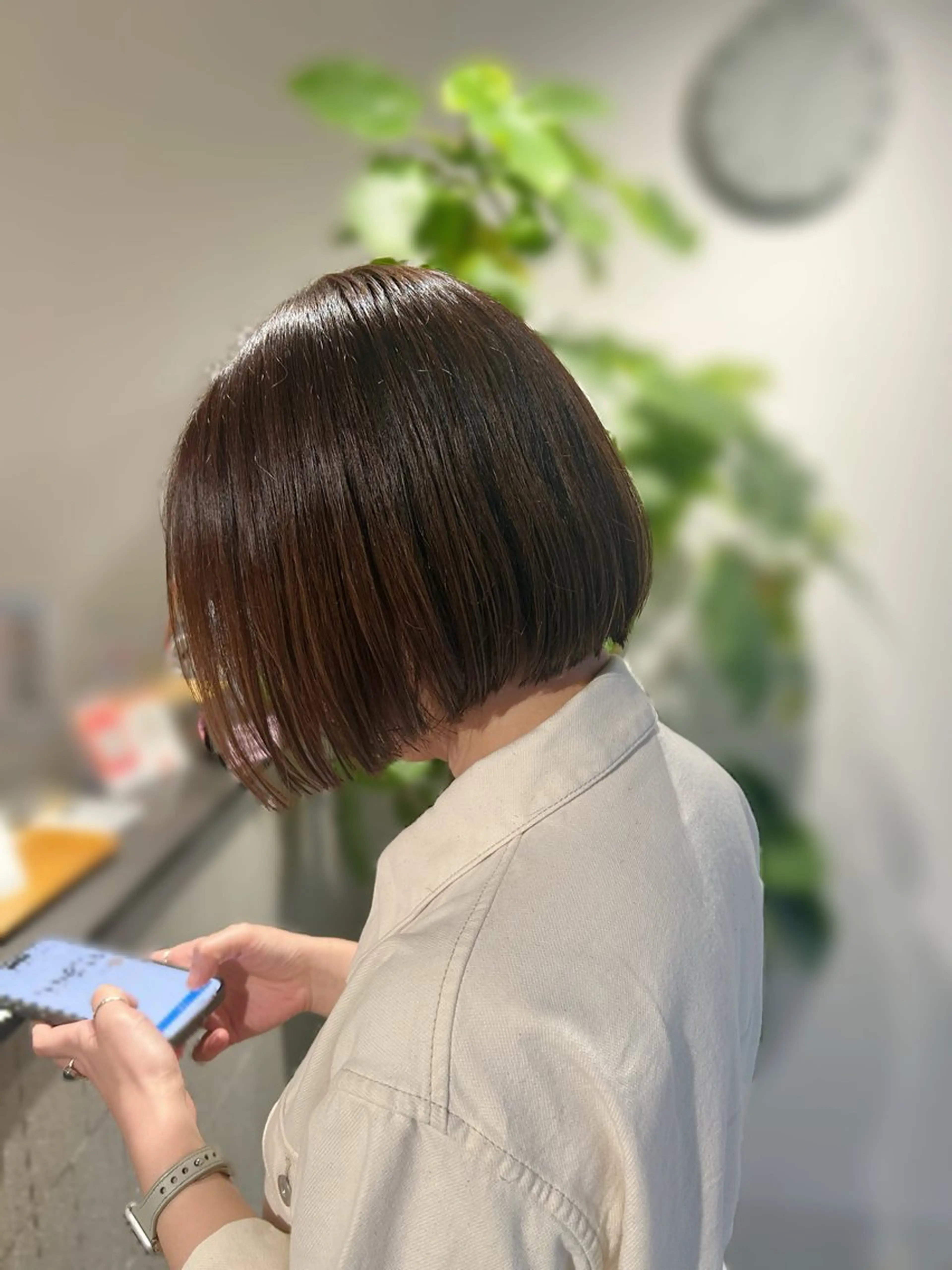 ショート ボブ ヘアカラー 💎韓国カラー Giness坂下巧のヘアスタイル