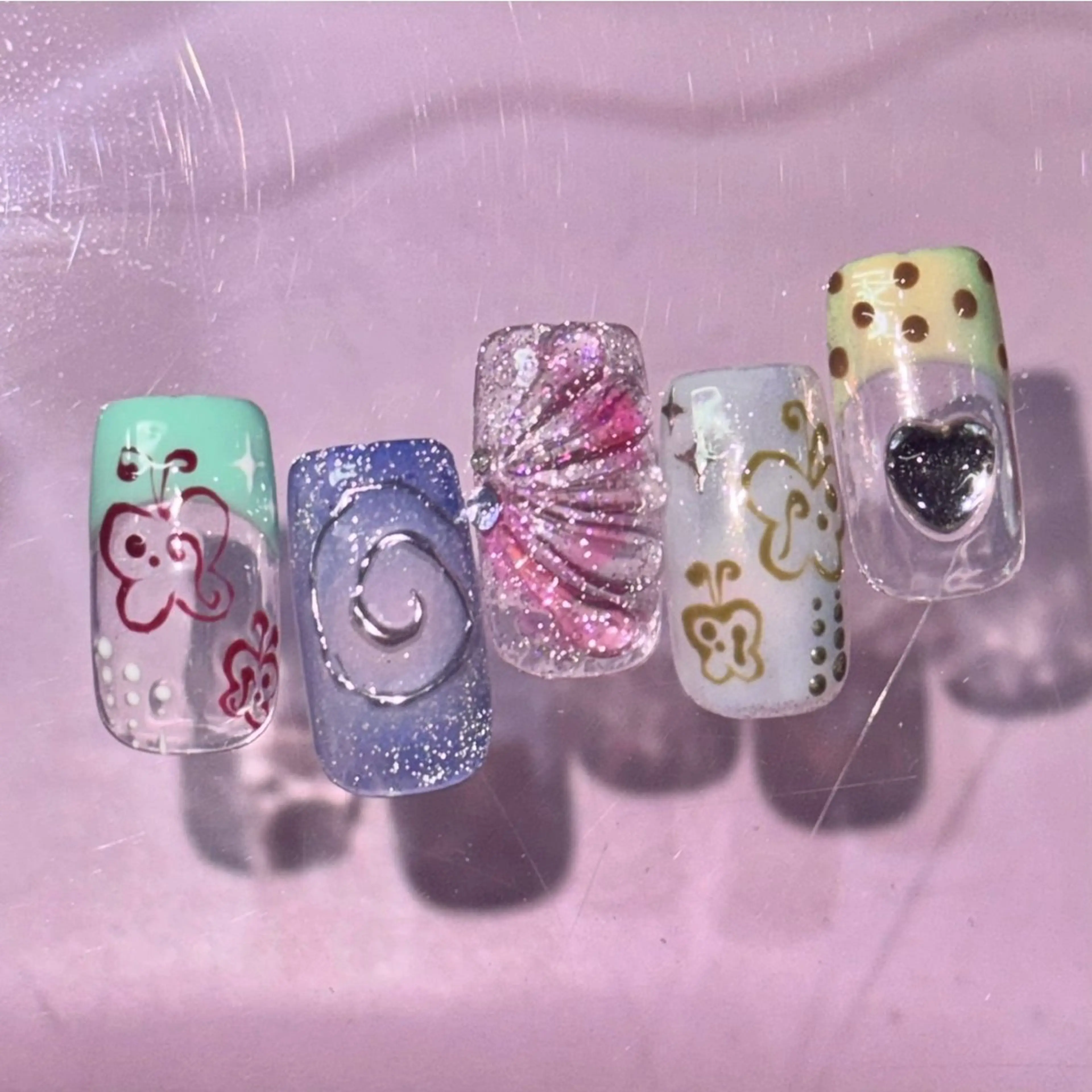 ネイル 🫧HI-KO 🫧のネイルデザイン