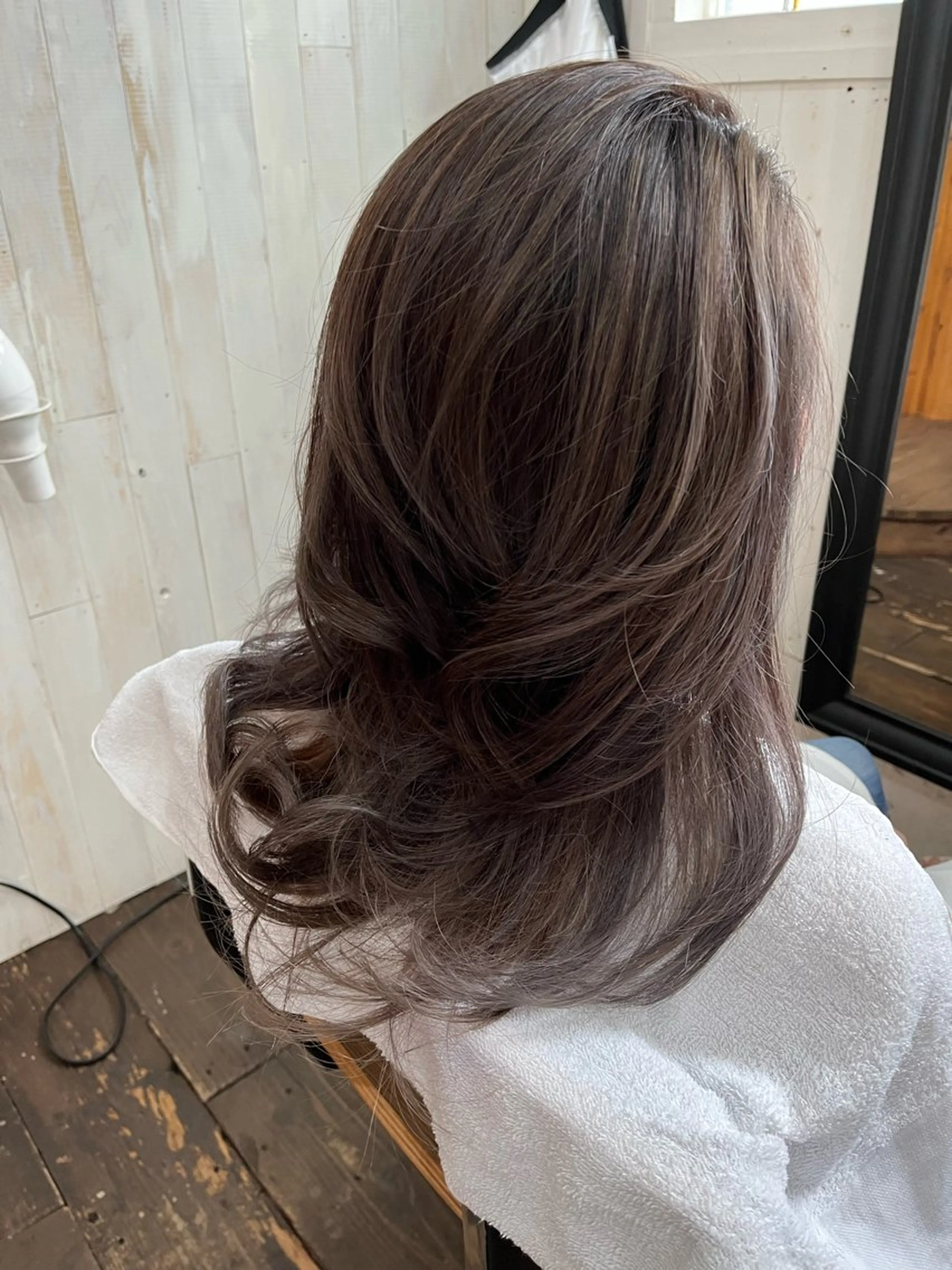 ロング 紙屋 隼人のヘアスタイル