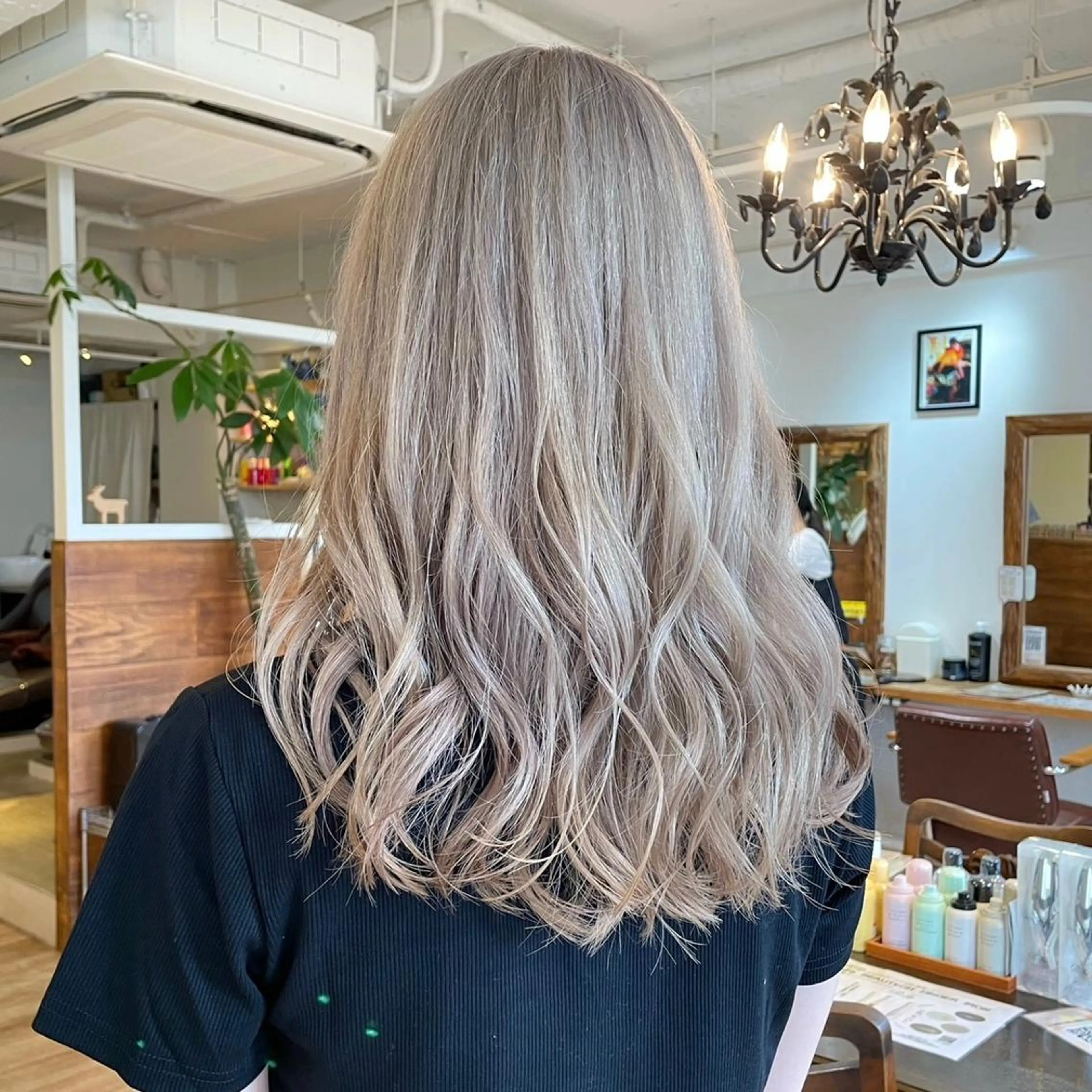 セミロング カラー セミロングパーマ ベージュカラー ブリーチ ケアブリーチ ダブルカラー ヘアカラー 𝙎𝙚𝙞𝙧𝙖 ☆カット/パーマのヘアスタイル