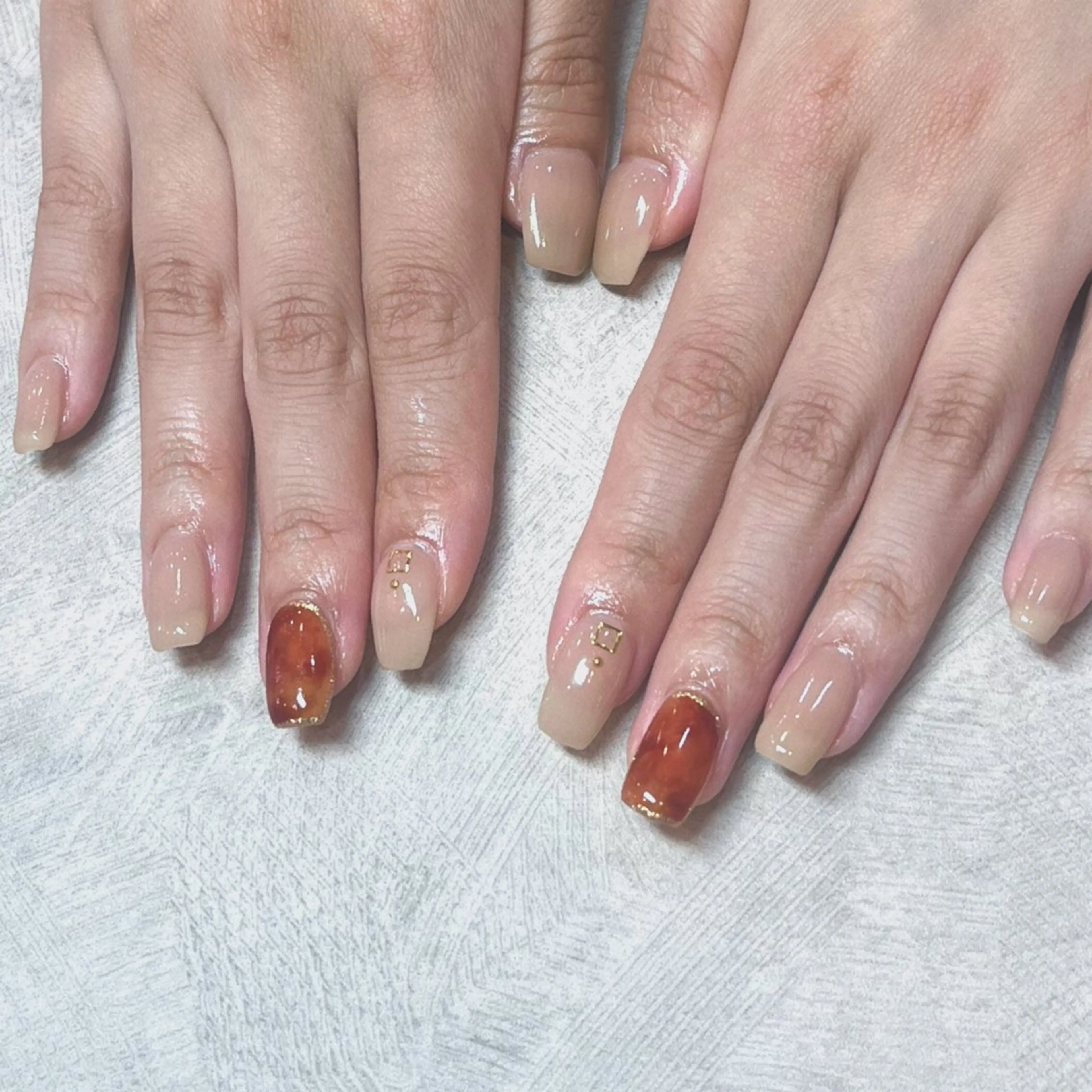 ネイル べっ甲ネイル シンプルネイル ハンドネイル nail patio 新越谷 yukiのネイルデザイン