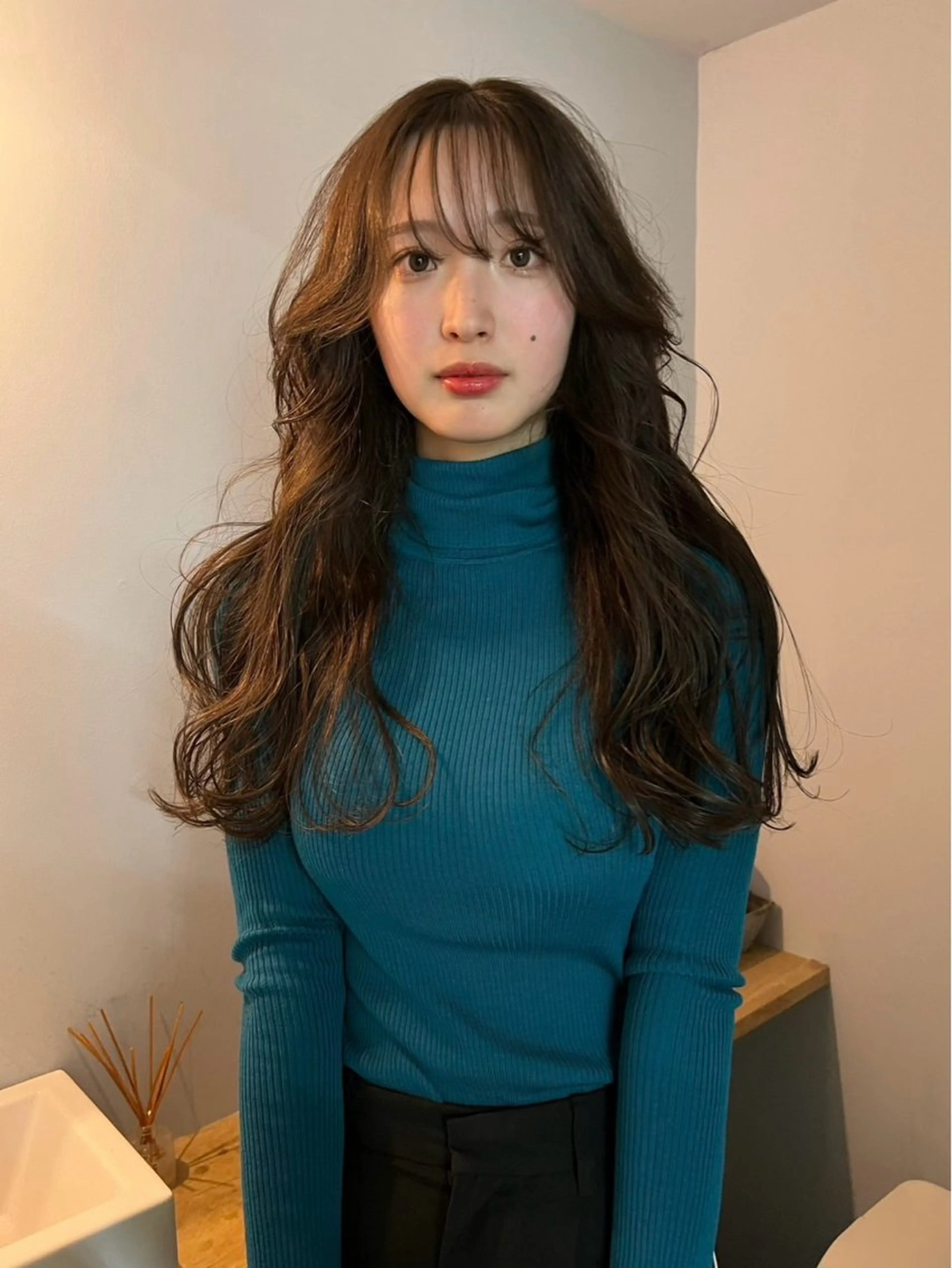 ロング runa/栄/パーマ /ブリーチモデルのヘアスタイル