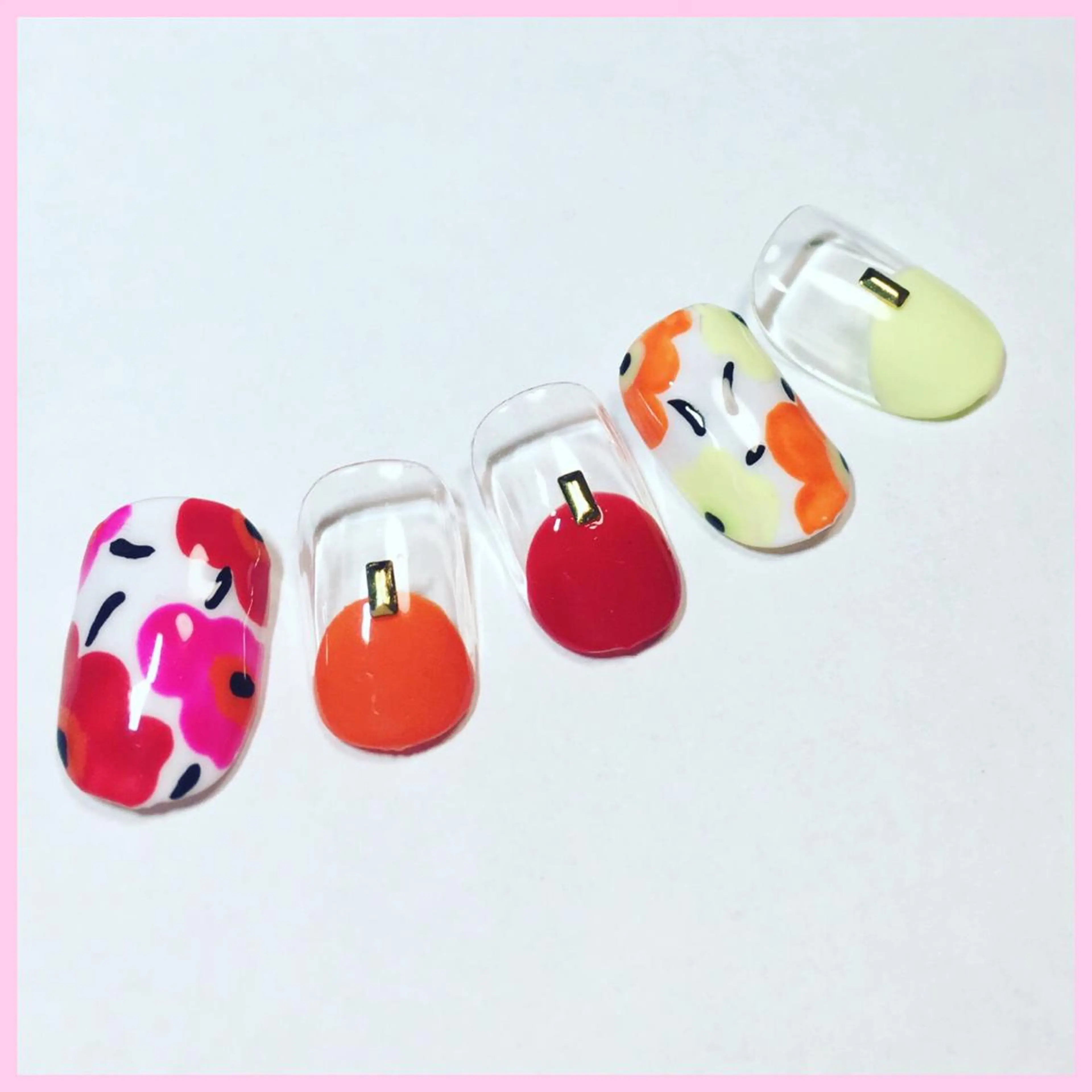 ネイル 遊津 美来のネイルデザイン