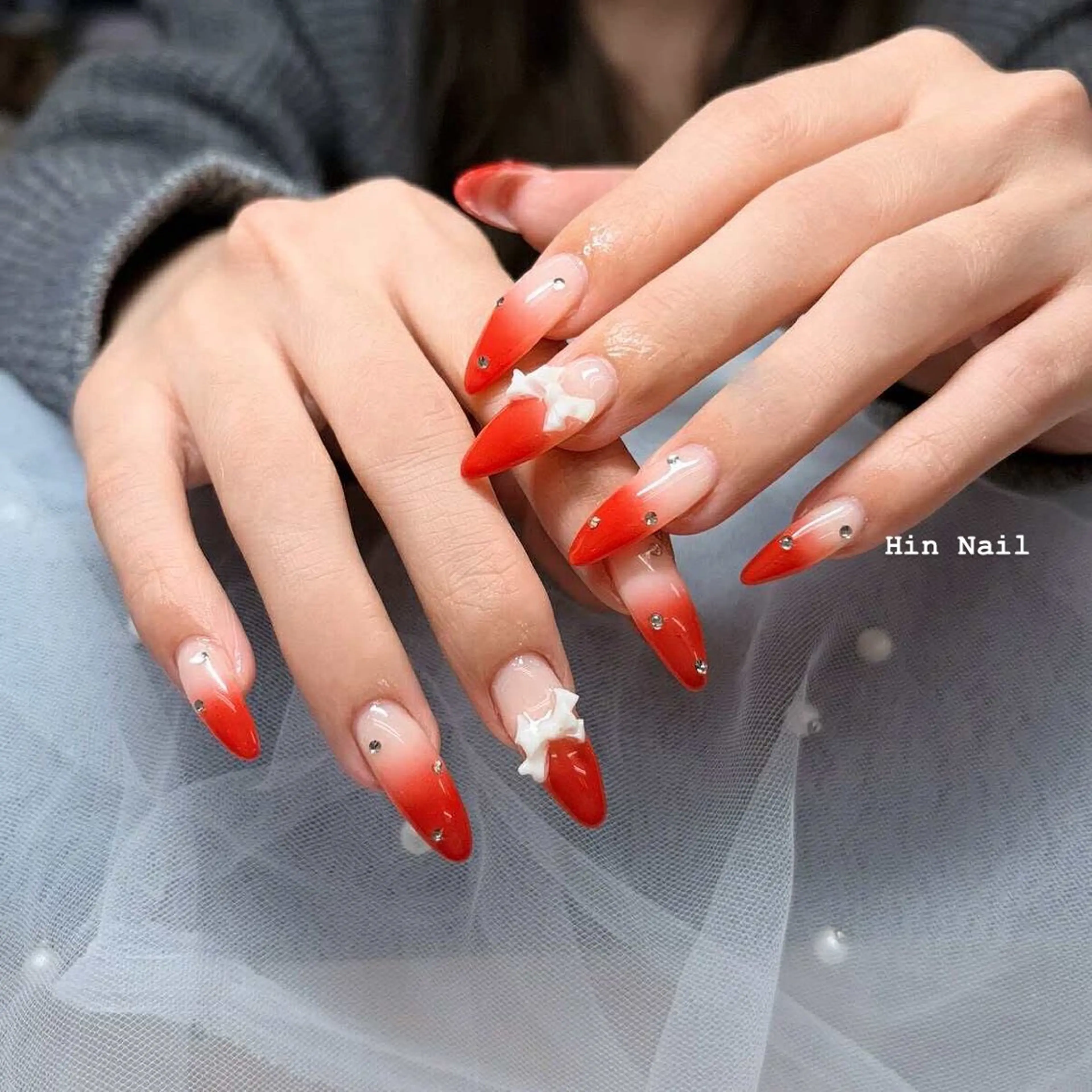ネイル ハンドネイル HIN NAILのネイルデザイン