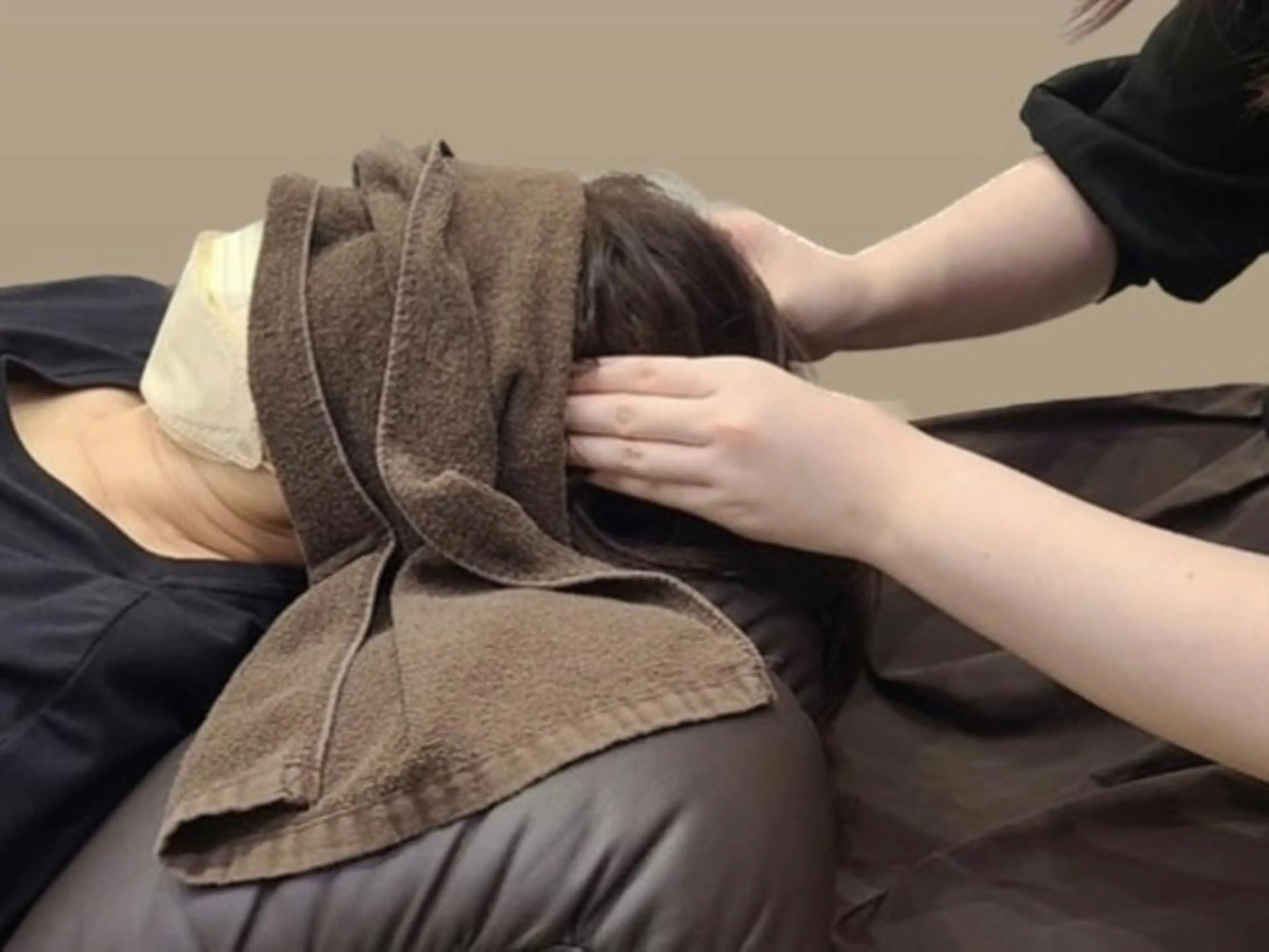 🟠3月9日から🟠60分コース🟠8,530円→4,400円🟠癒しの個室でドライヘッドスパ💆🏻‍♀️オープン価格の写真