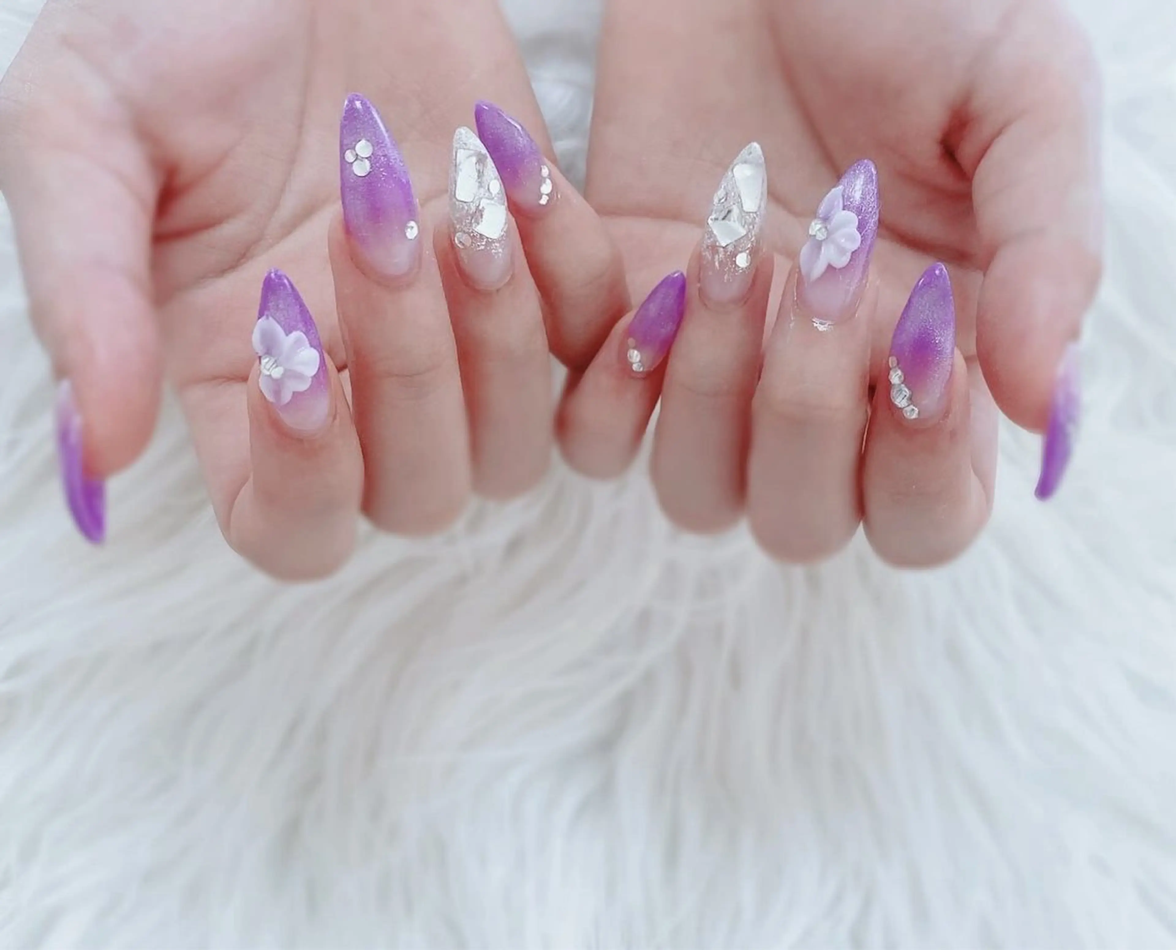 ネイル ESPOIR Ｎのネイルデザイン