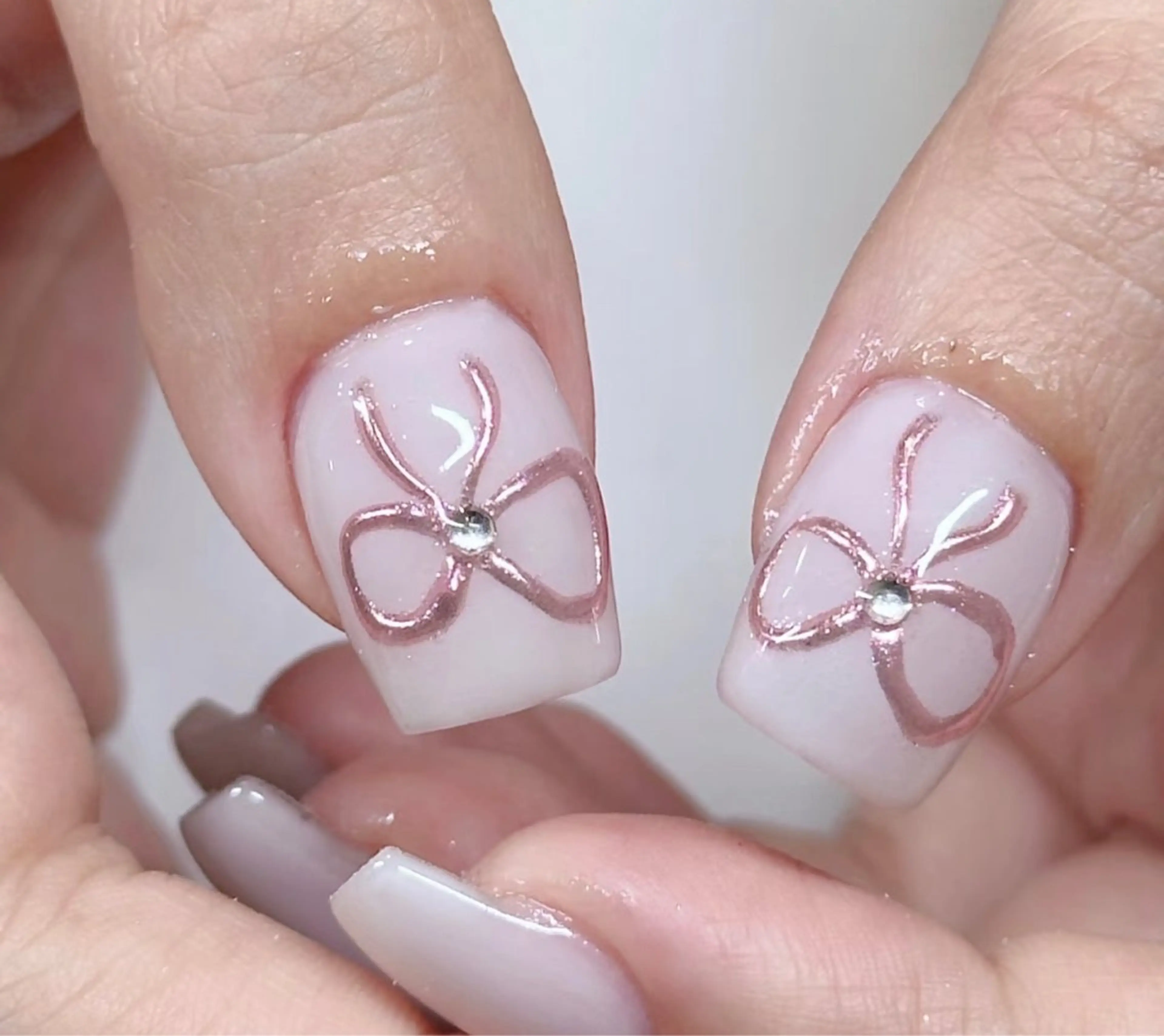 ネイル ハンドネイル ハンドケア 🍑 momo_nailのネイルデザイン