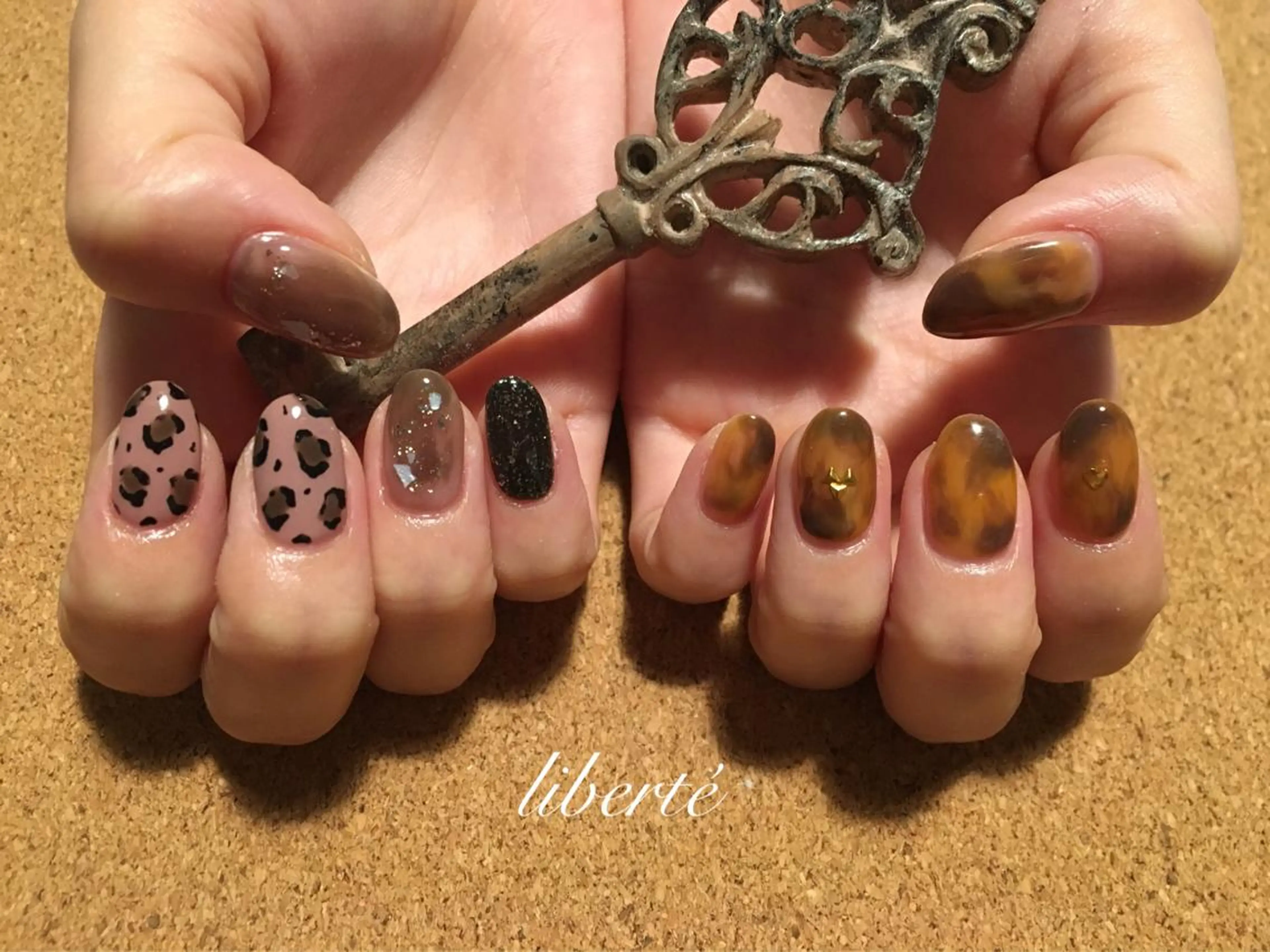 ネイル liberté (リベルテ)のネイルデザイン