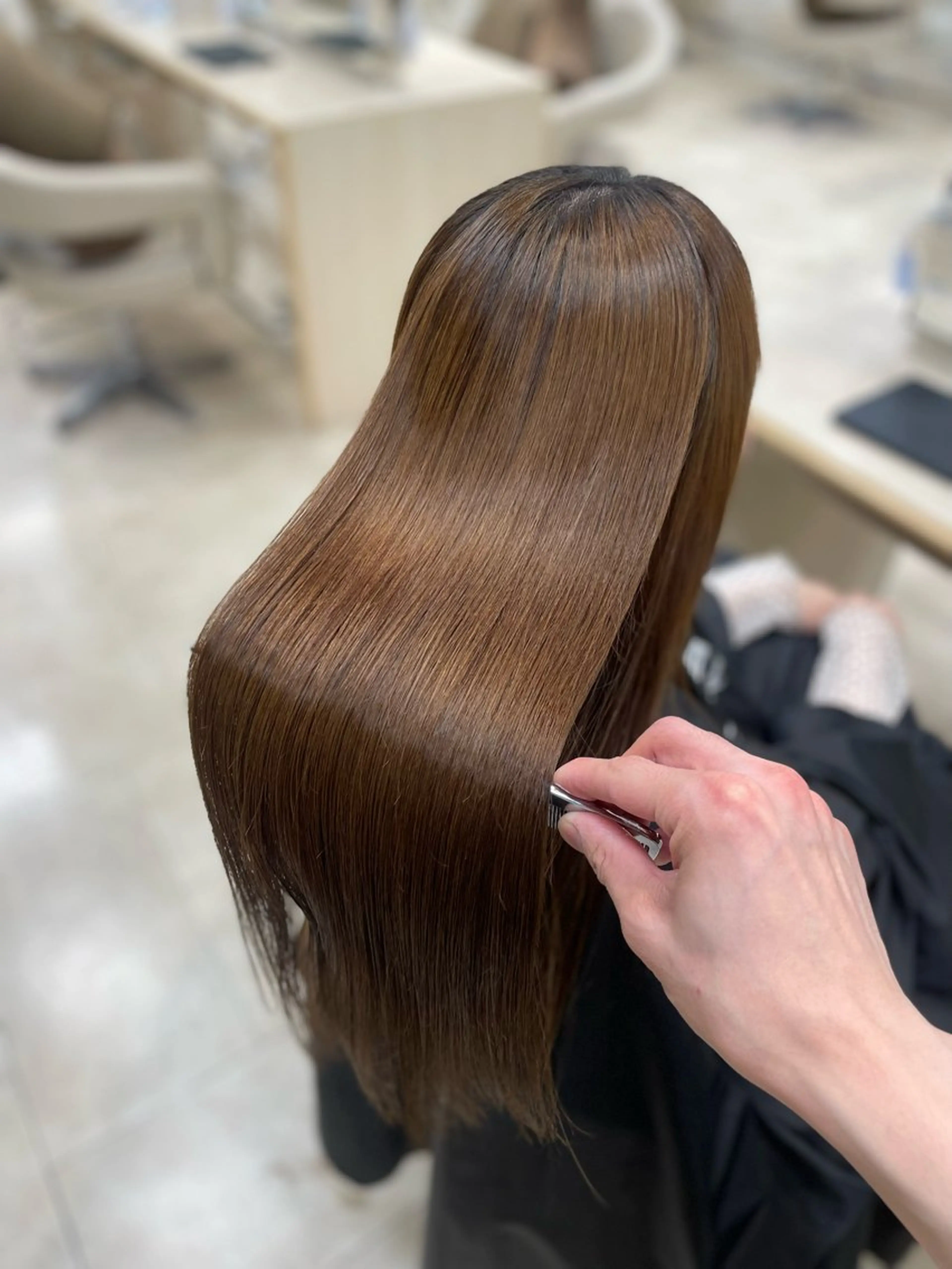 ロング シャドウパーマ／骨格 矯正カット　トモキのヘアスタイル