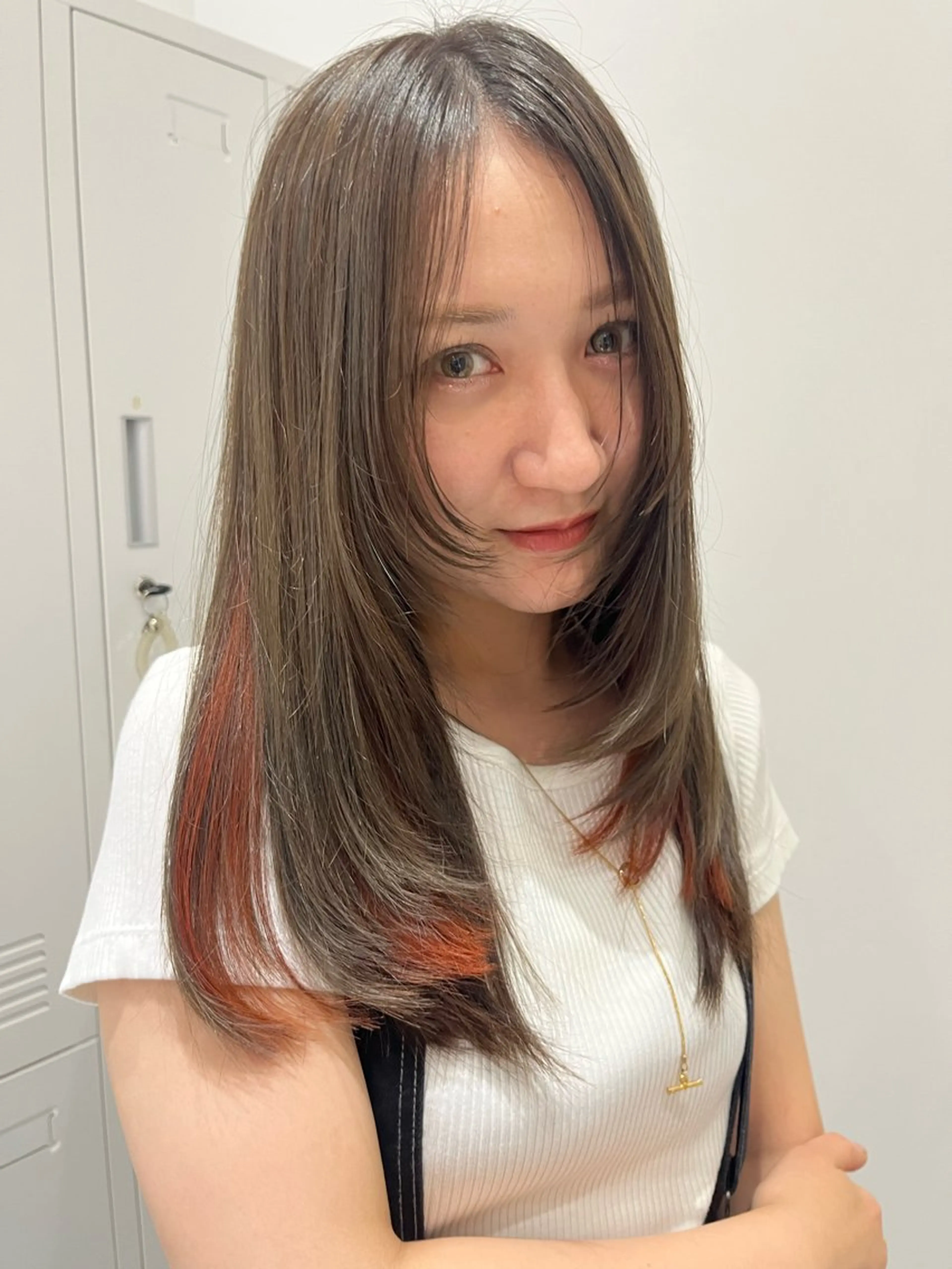 セミロング 髪質改善 韓国風ヘア レイヤーカット ヘアカラー zina藤崎📛 井上美乃里のヘアスタイル
