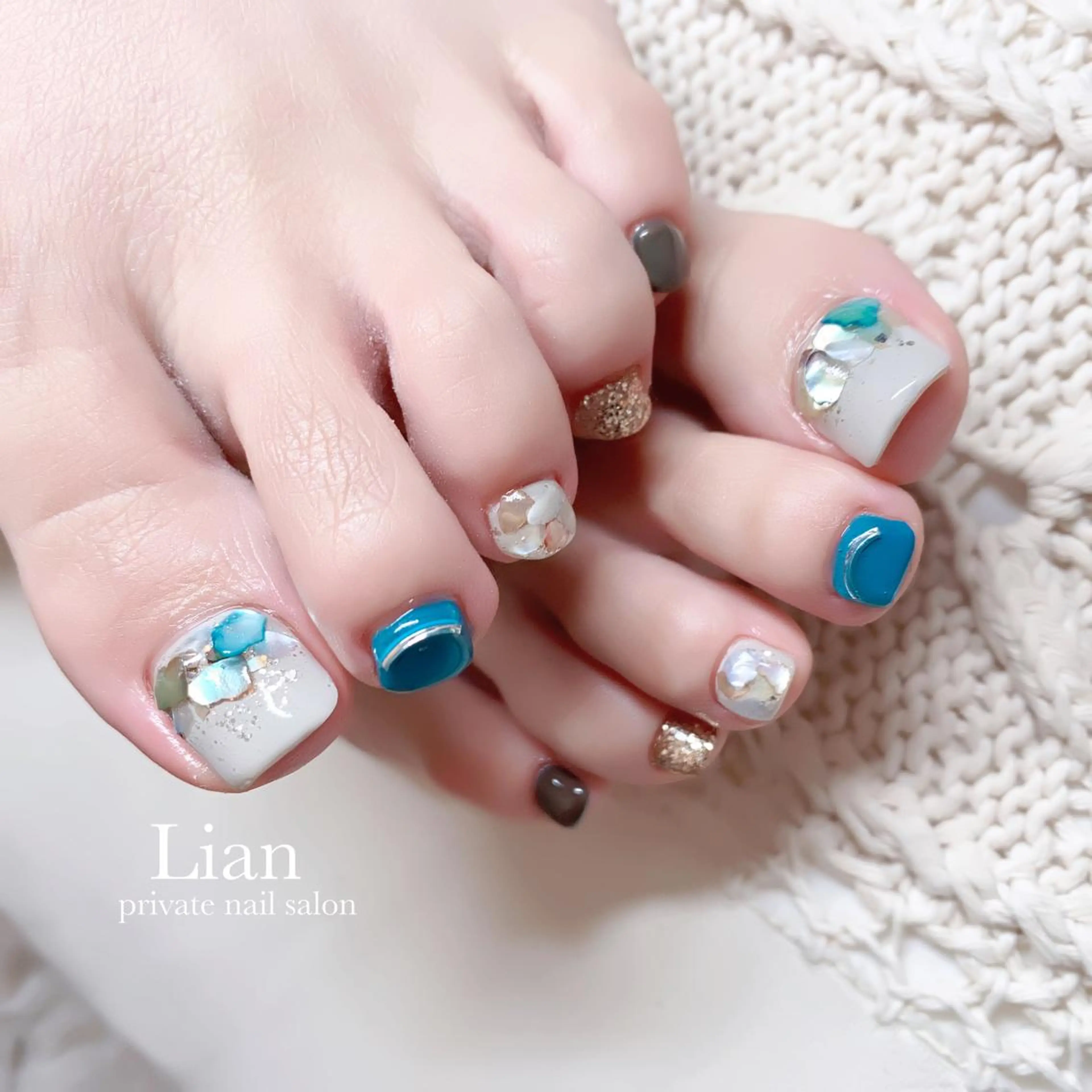 ネイル ブルー フットネイル nailsalon Lenoaのネイルデザイン