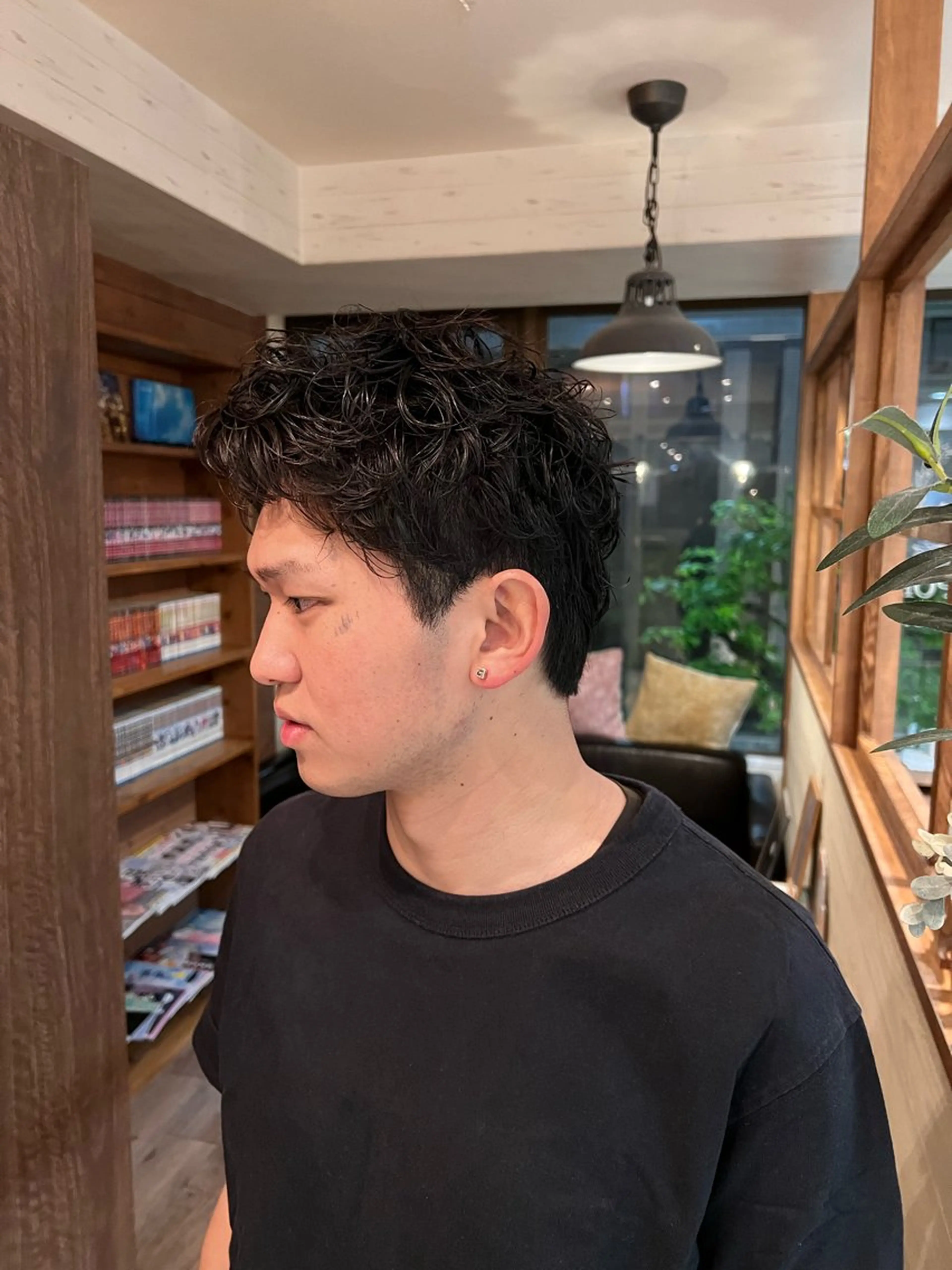 パーマ メンズ カット パーマ 透明感・艶感 小坂隼斗のヘアスタイル