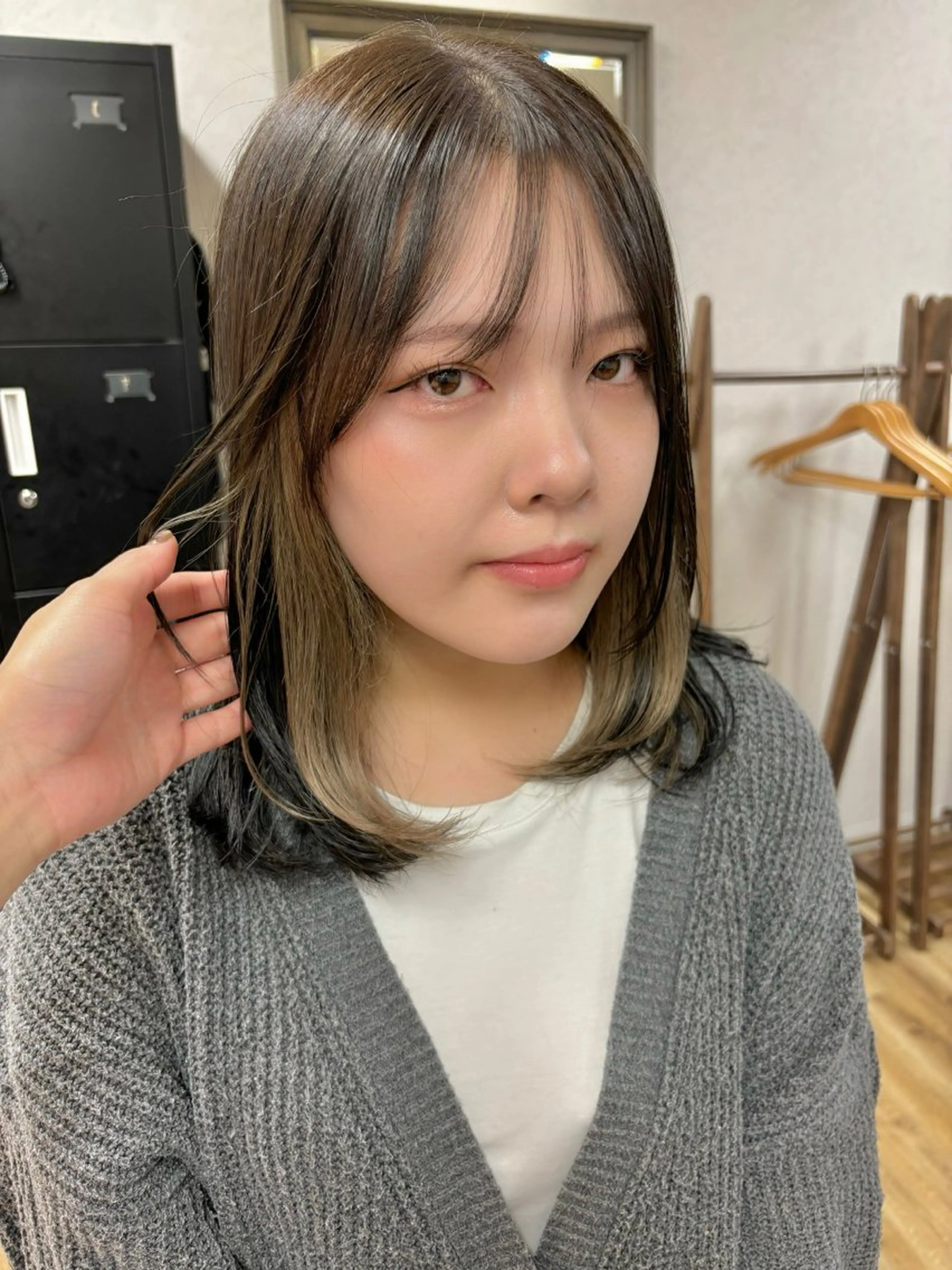 ミディアム カラー ヘアアレンジ ヘアカラー ayumi🌈 インナーカラー🌈のヘアスタイル