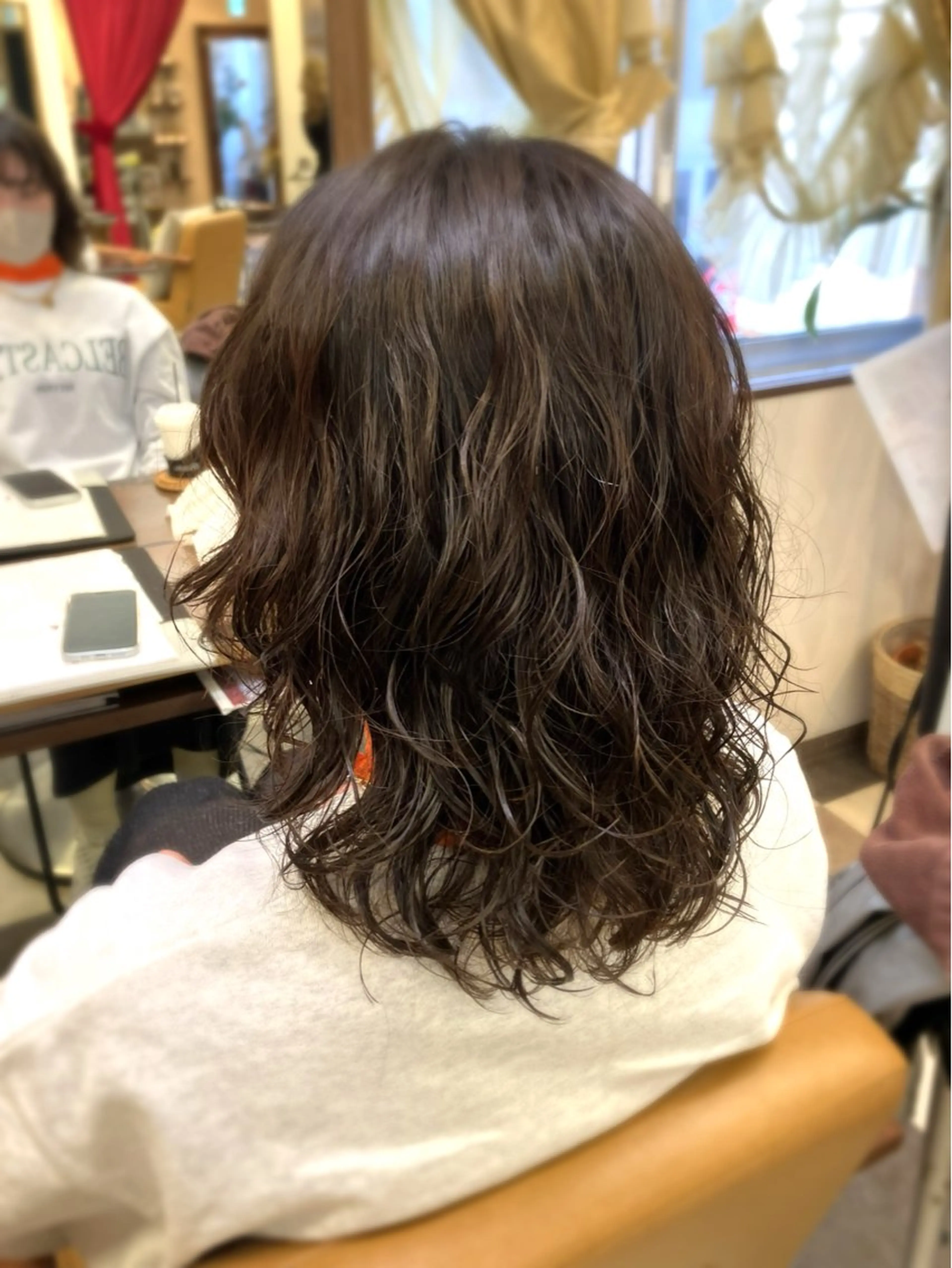 ミディアム ミディアムパーマ 阿部 雲母のヘアスタイル