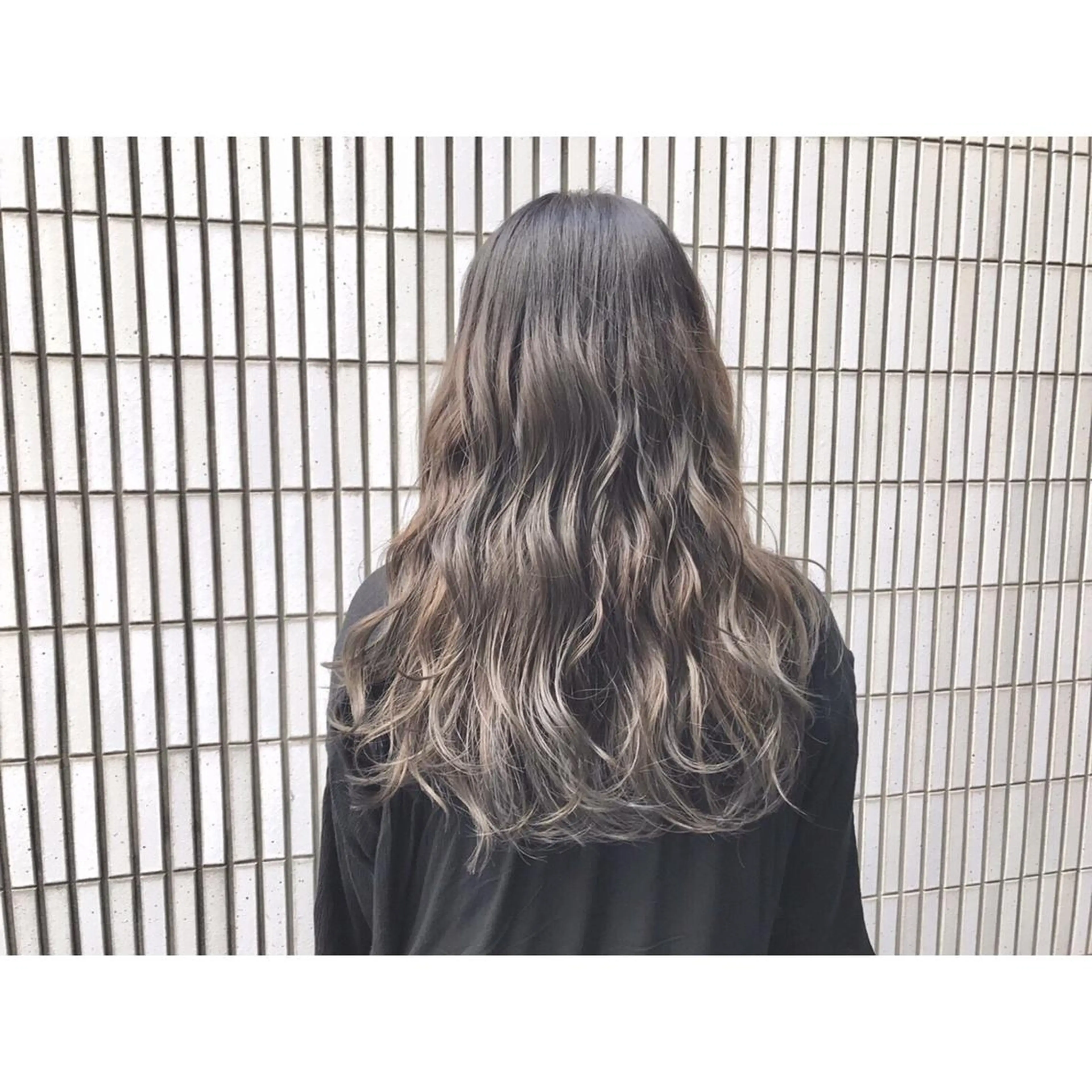 ロング カラー パーマ ヘアアレンジ メンズ キッズ ネイル マツエク・マツパ メンズブリーチ ブリーチ ダブルカラー 外国人風カラー トリートメント ツヤ髪 ／髪質改善 松岡将太郎のヘアスタイル