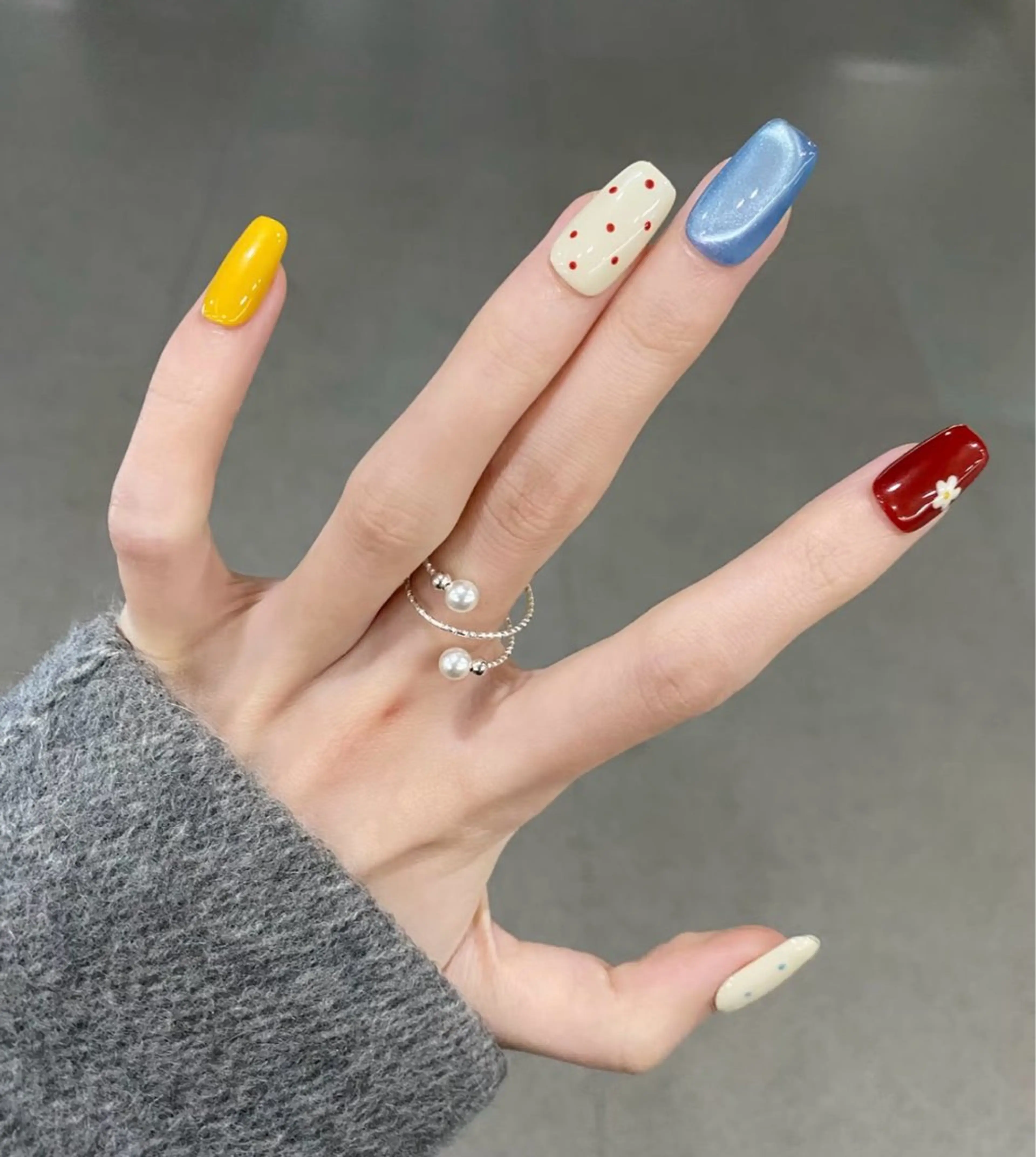 ネイル フレンチネイル キラキラネイル 韓国ネイル シンプルネイル ワンホンネイル ハンドネイル MEI Nailのネイルデザイン