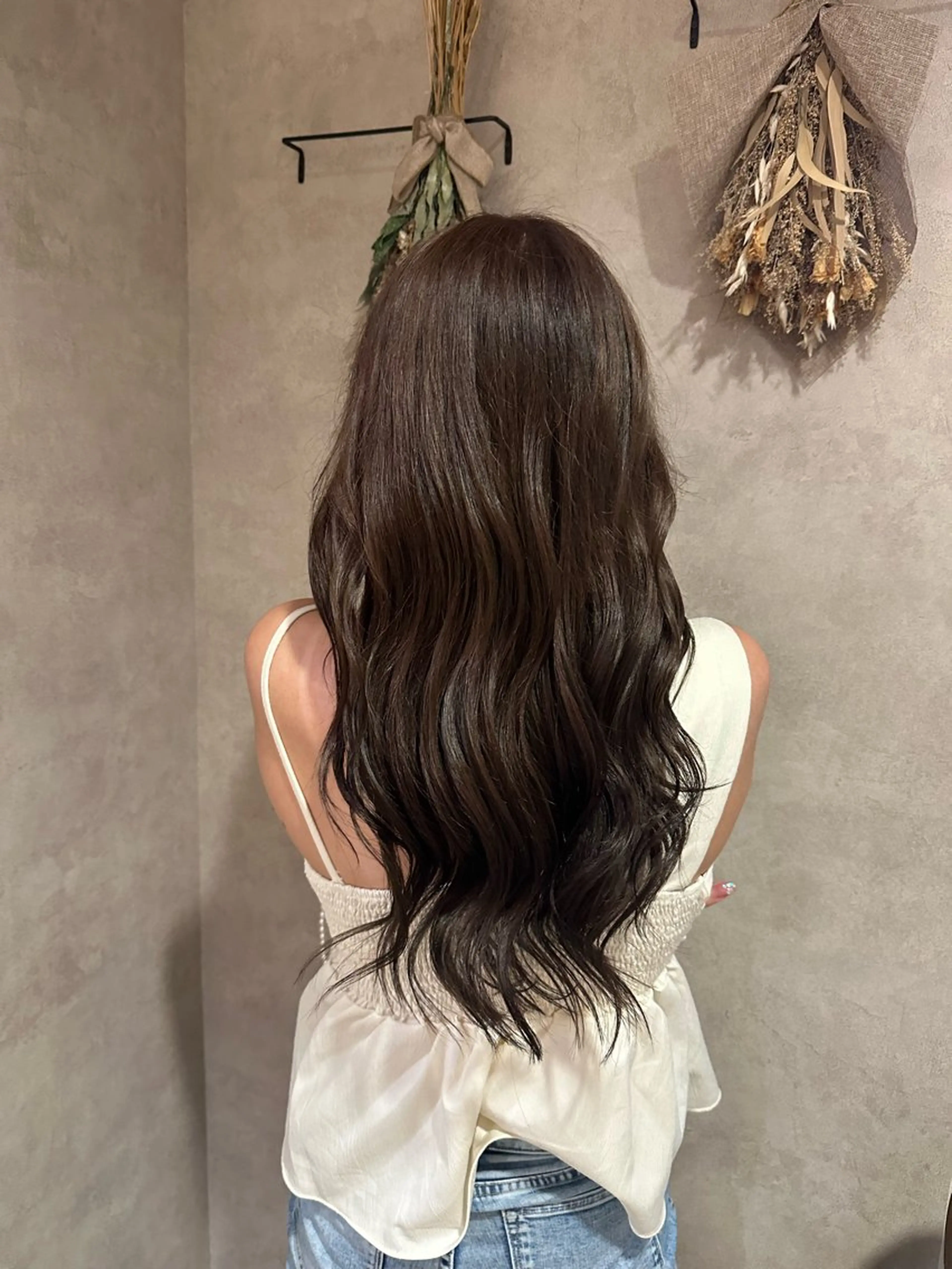 ロング カラー 廣末 千菜のヘアスタイル