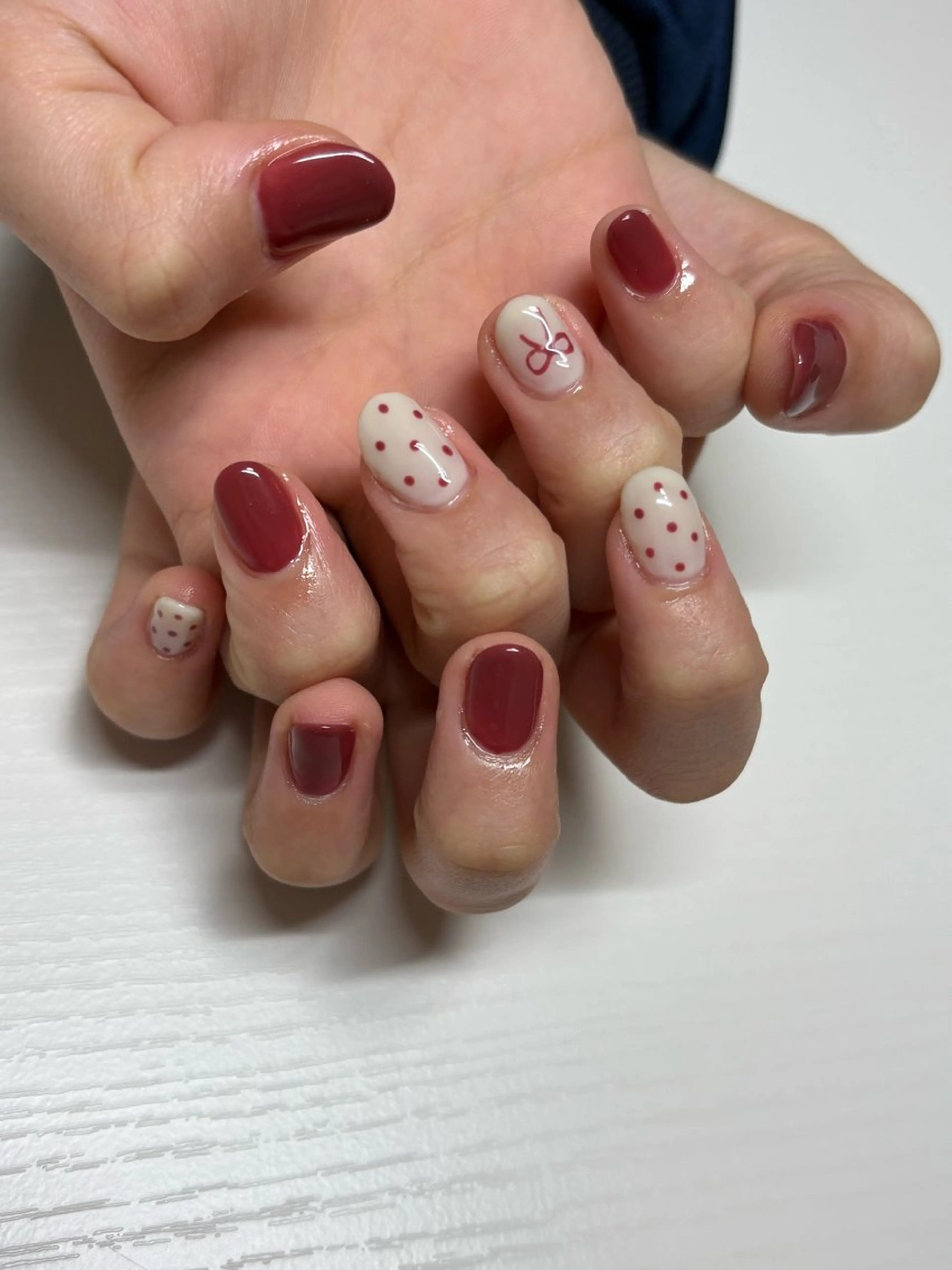 ネイル ドット リボン ハンドネイル ほそかわ さき-SOLAのネイルデザイン