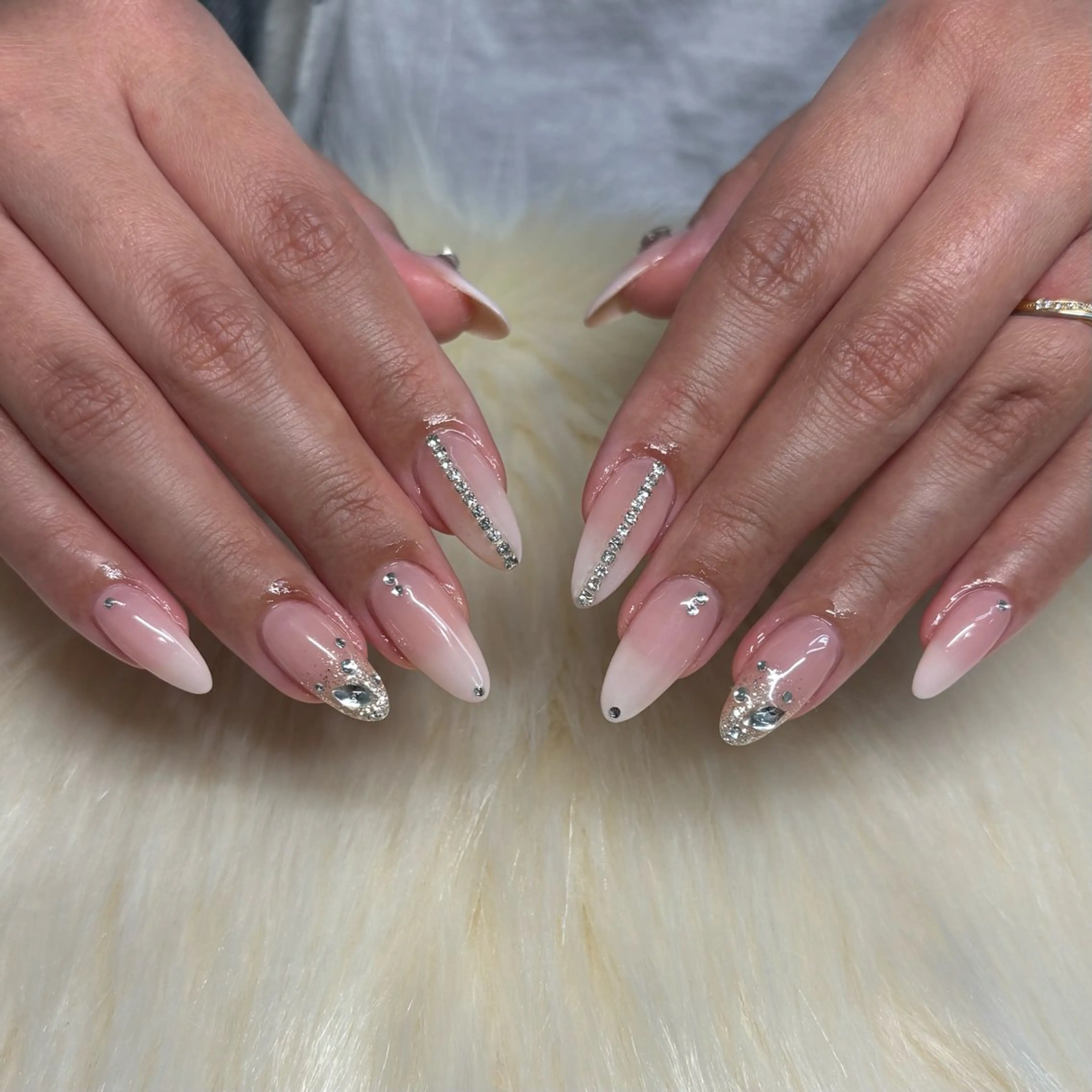 ネイル ハンドネイル Bianca浦和🍀 suminaのネイルデザイン