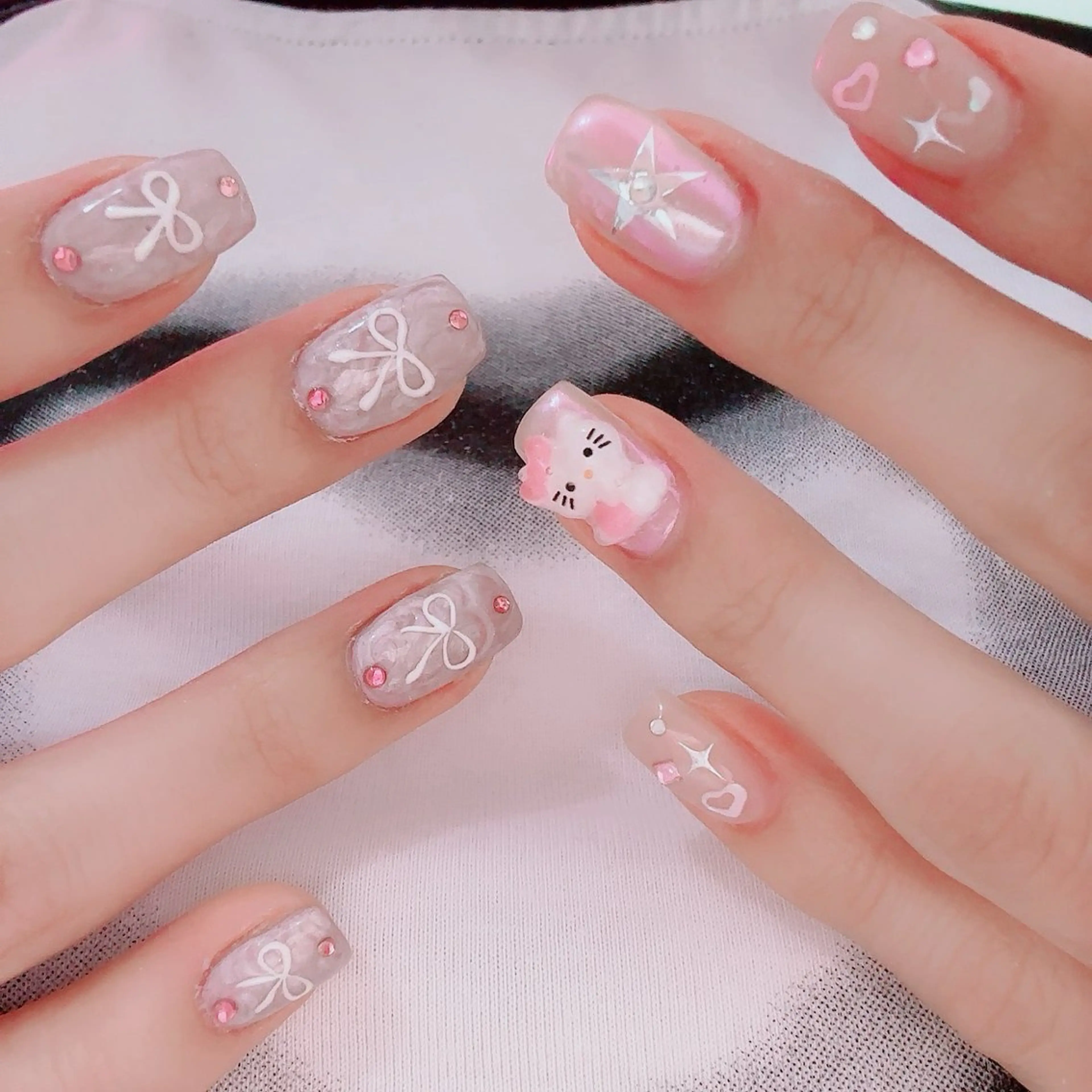 ネイル ハンドネイル lili.nail y2k/長さ出しのネイルデザイン