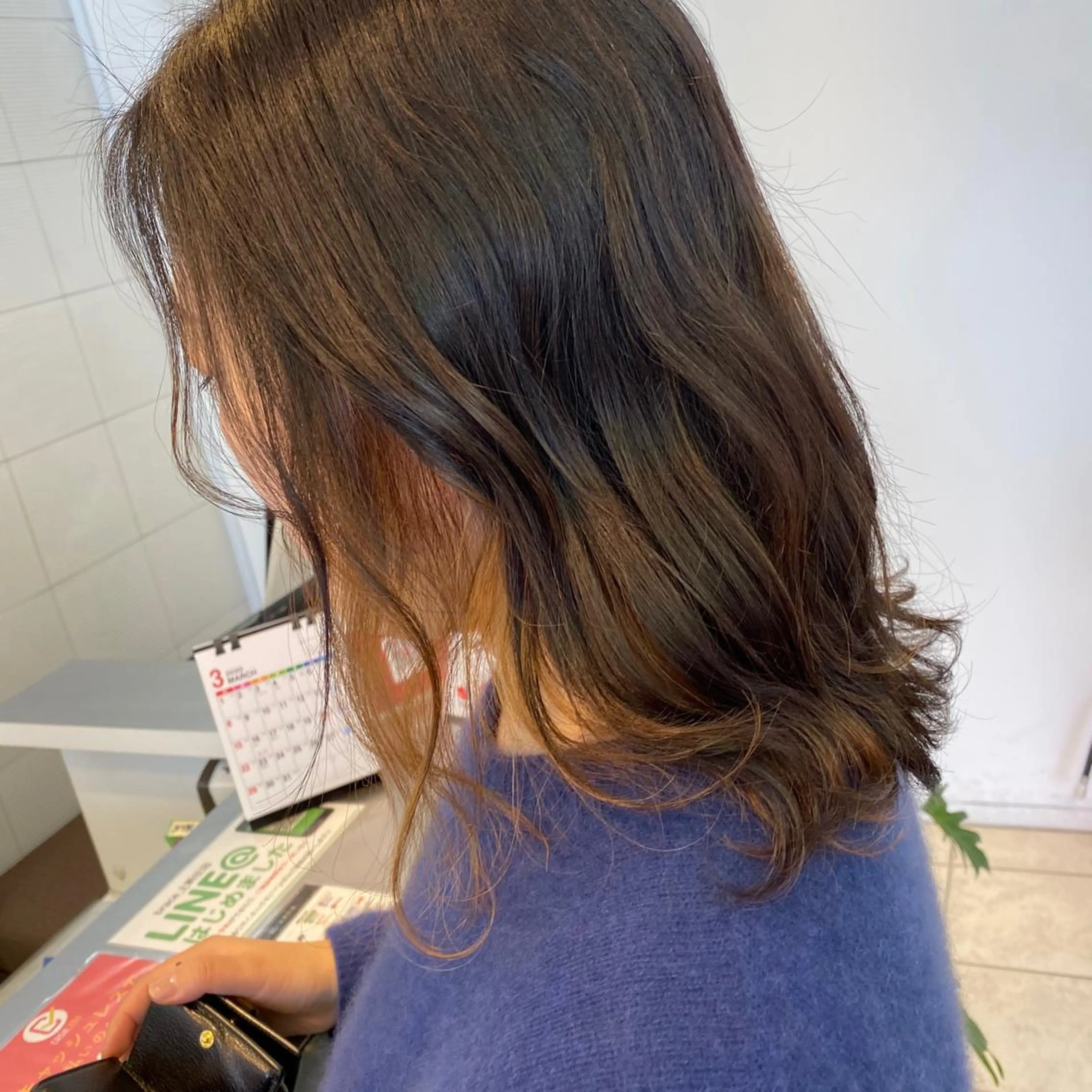 ロング カラー 渡邊 唯のヘアスタイル