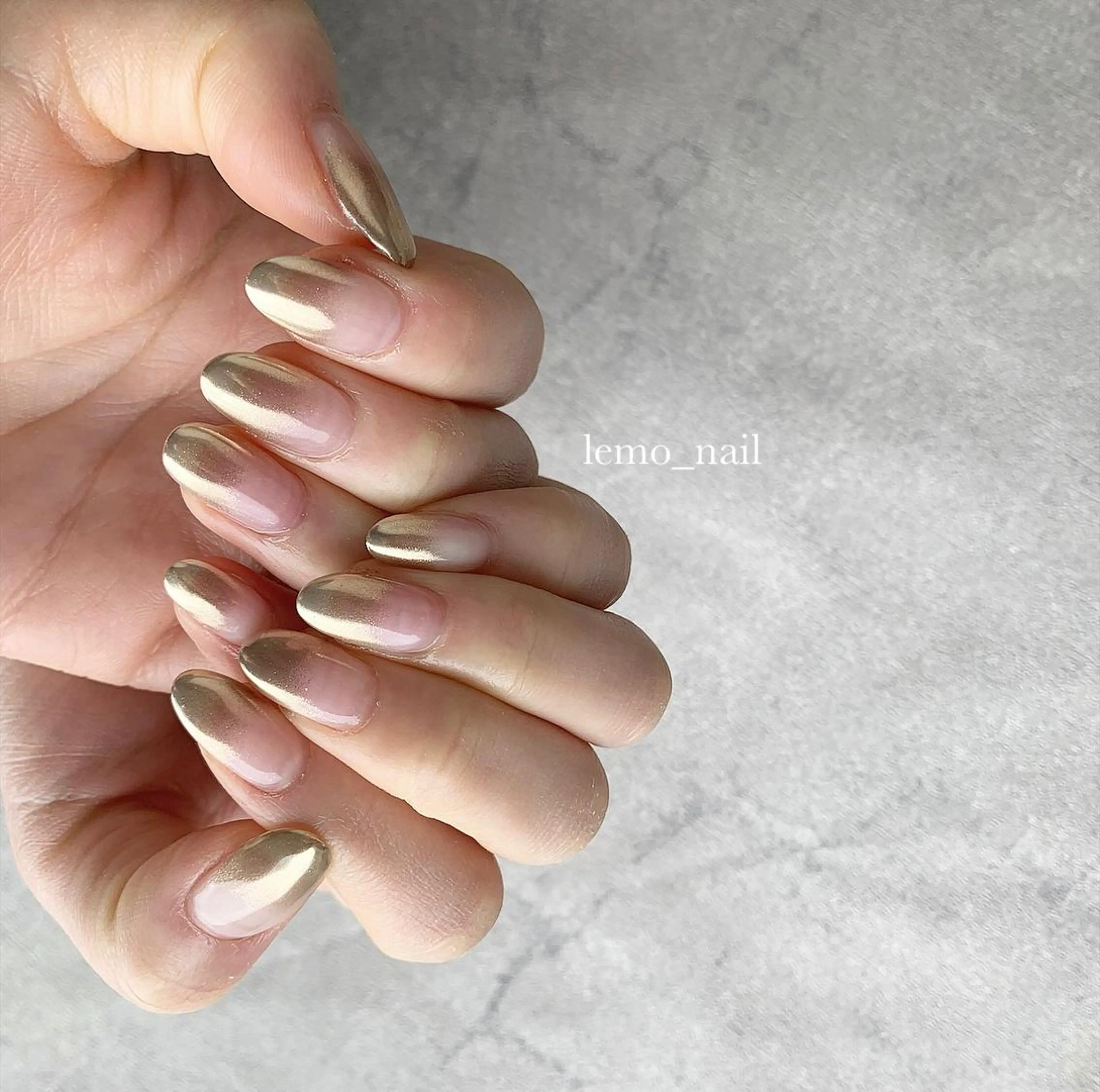 ネイル グラデーション ミラーネイル lemo_nail 🍋のネイルデザイン