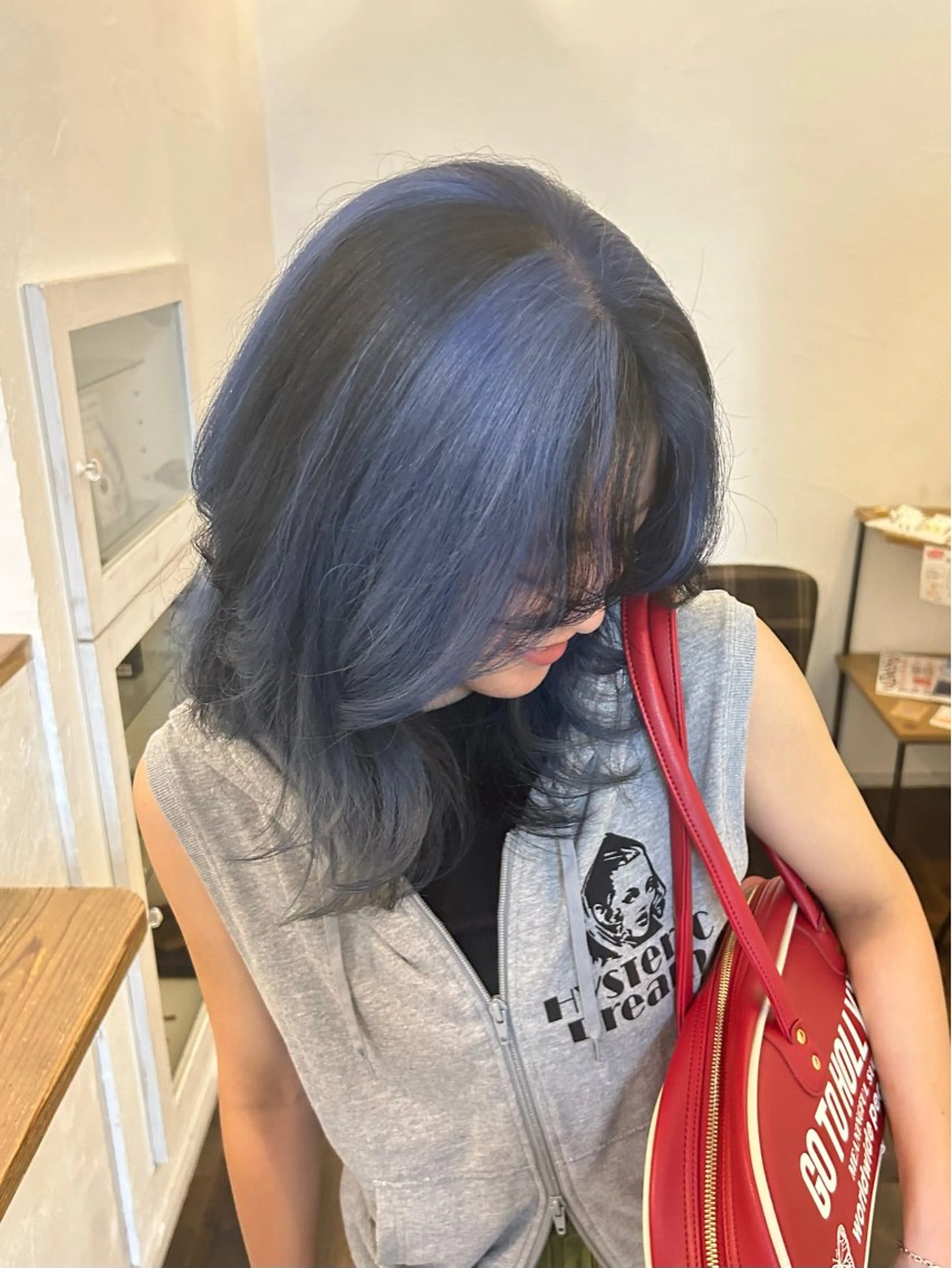 ロング カラー 水谷 優華のヘアスタイル