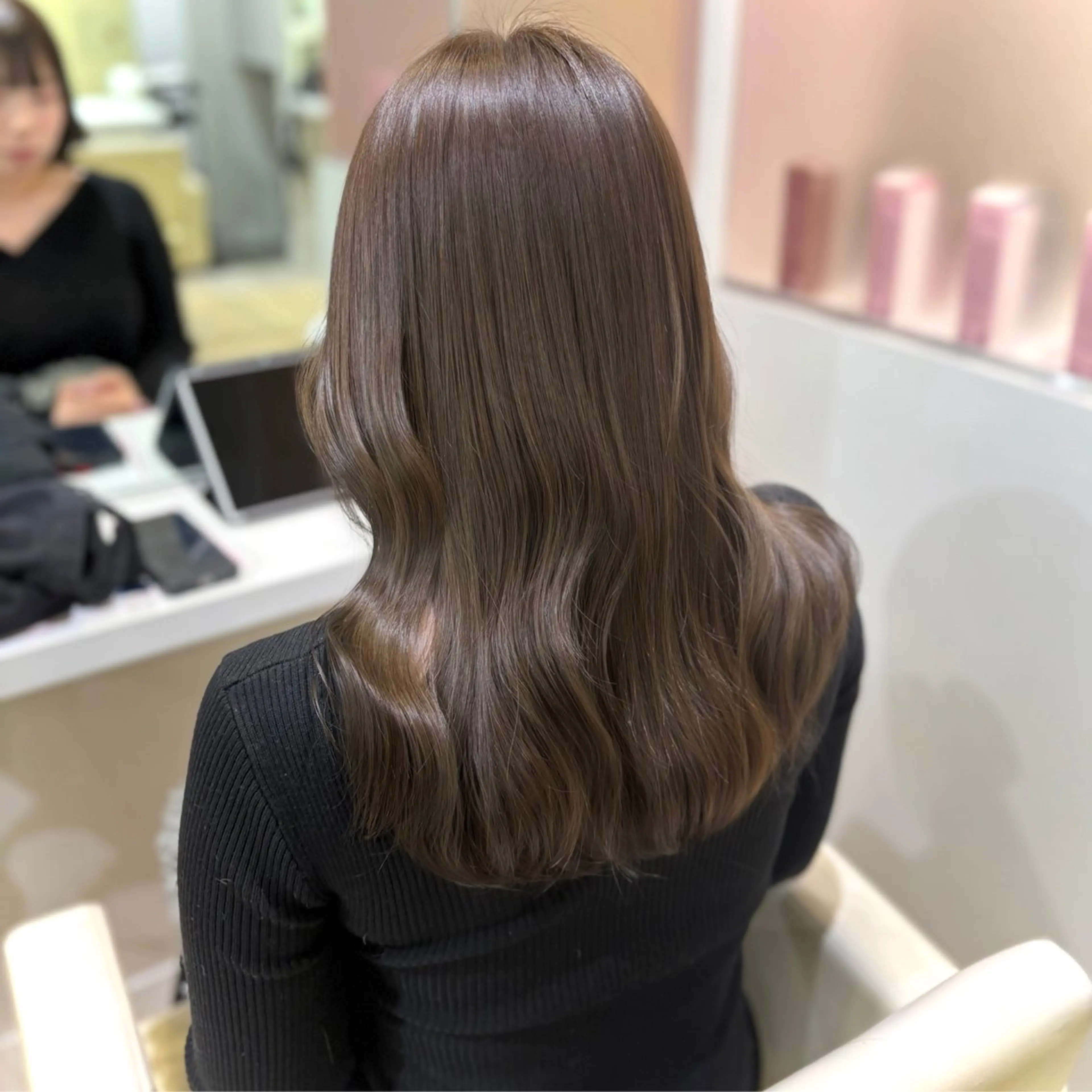 ロング カラー アッシュ アッシュグレー アッシュグレージュ ブリーチ グレージュ カット ヘアカラー トリートメント 新宿/艶カラー 🎀韓国ヘアKANAのヘアスタイル