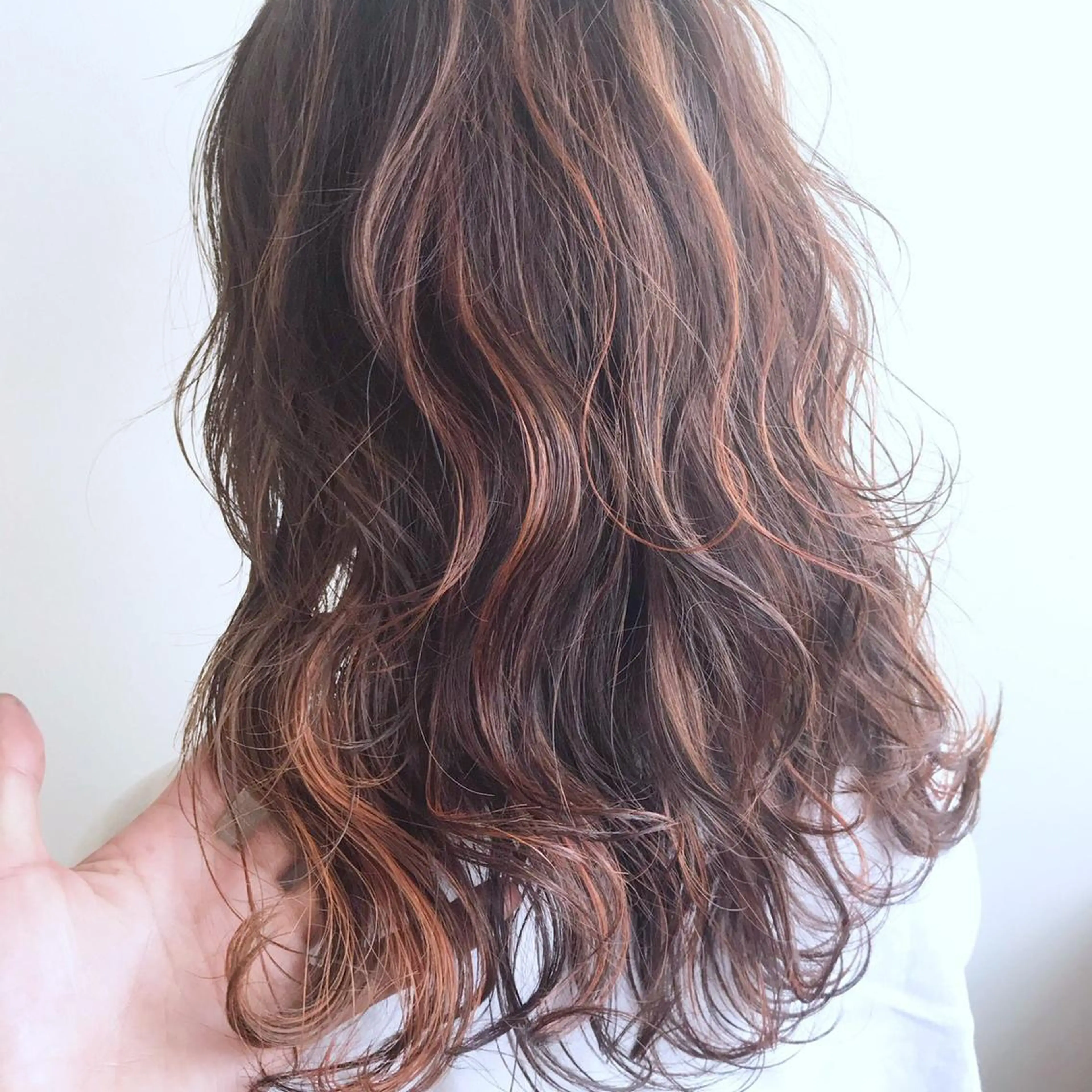 ロング カラー グランジヘア 無造作ヘアHYUGAのヘアスタイル