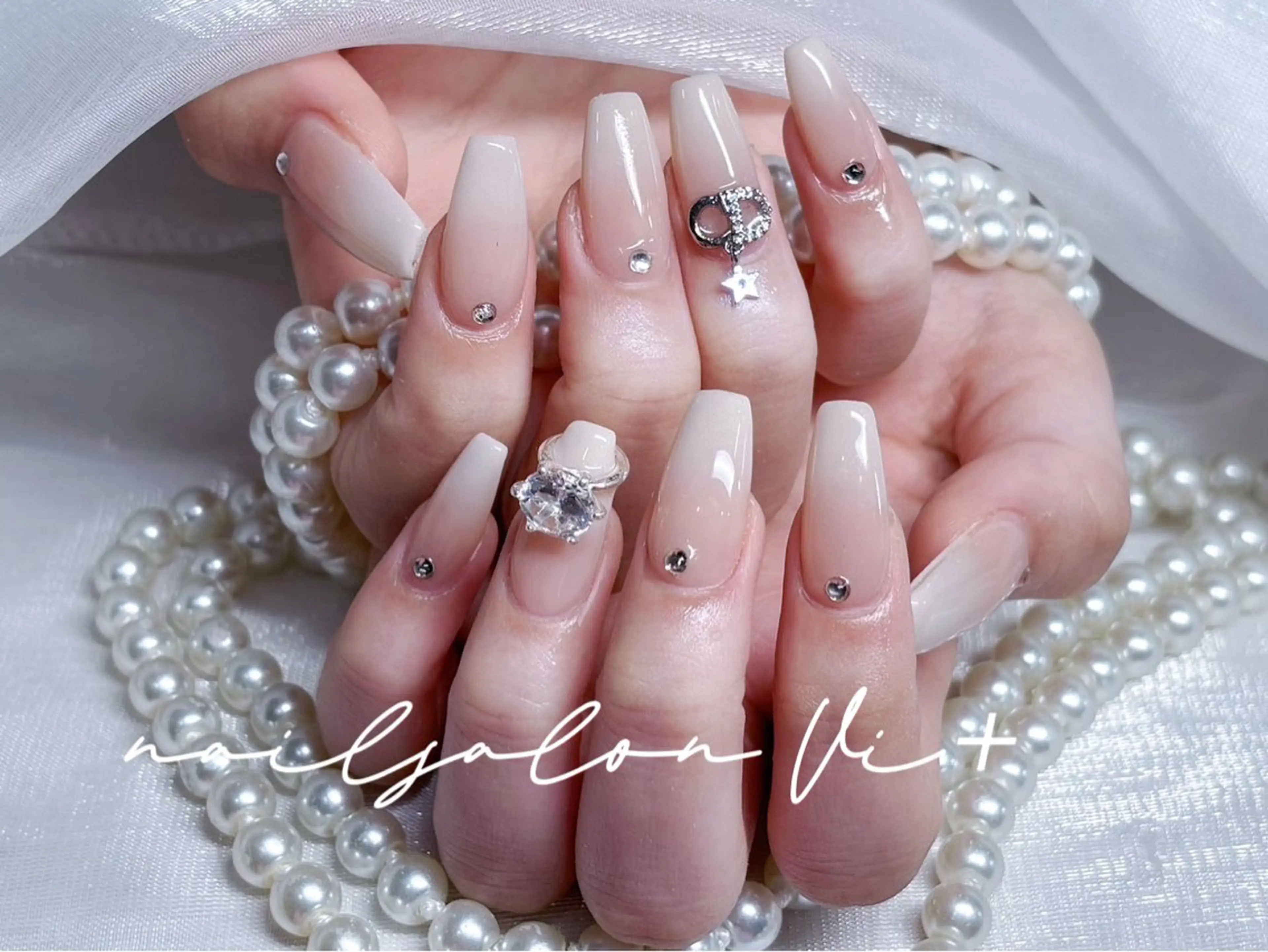 ネイル ハンドネイル ✨Nailsalon Vi+✨のネイルデザイン