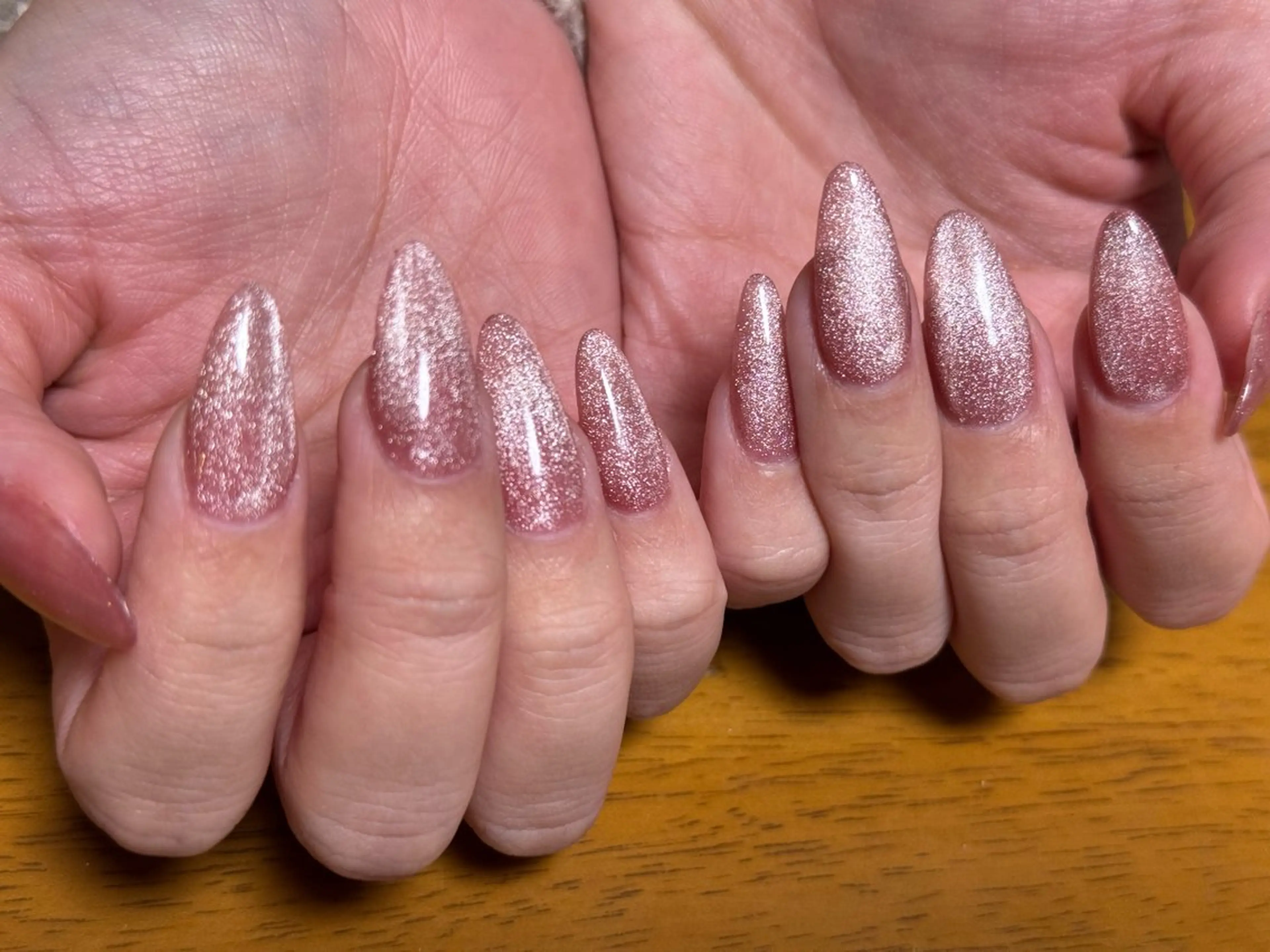 ネイル マグネットネイル ワンカラーネイル ハンドネイル 苗村 あすかのネイルデザイン