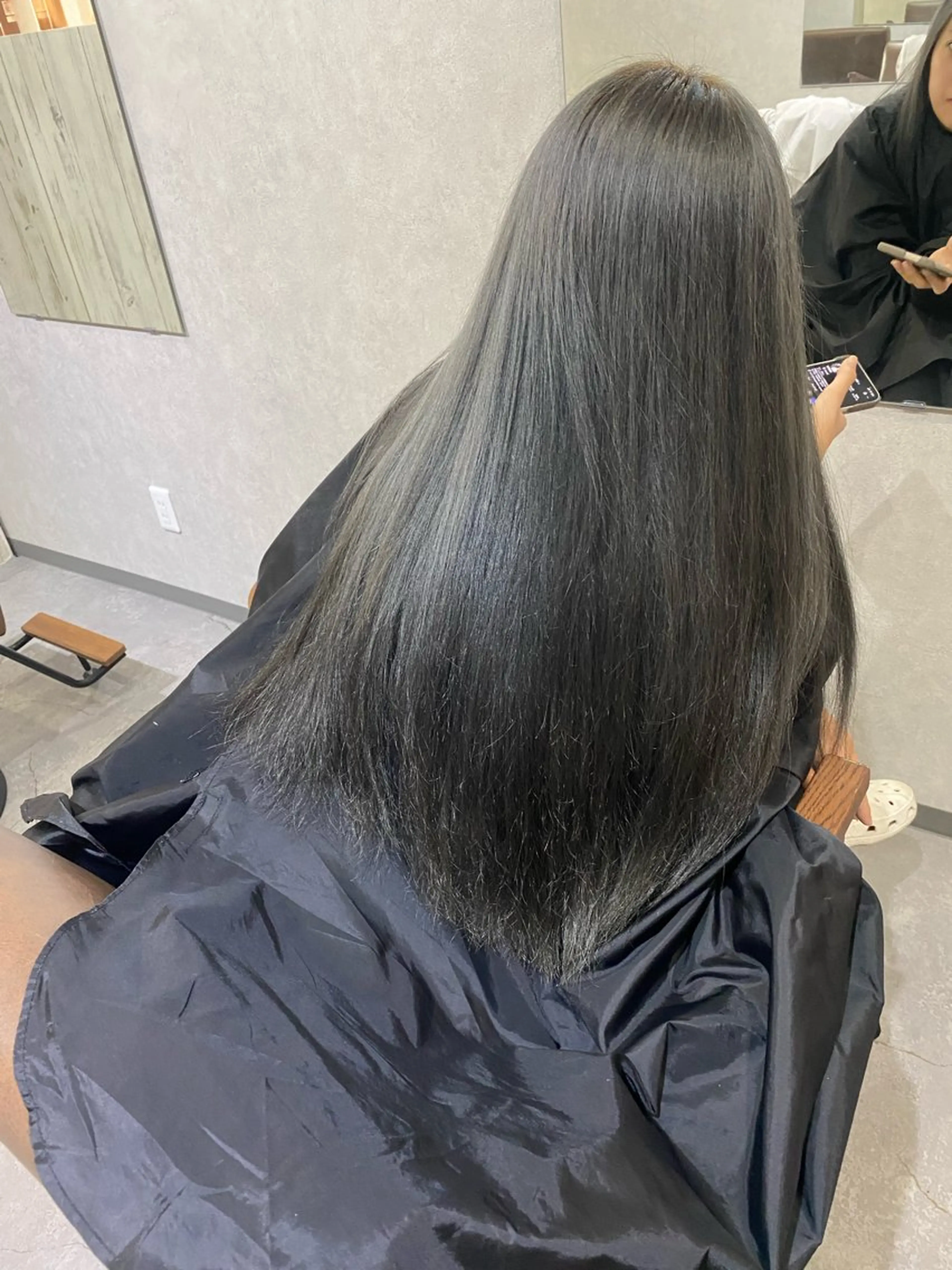 カラー ブリーチ ヘアカラー Bish Yanaのヘアスタイル