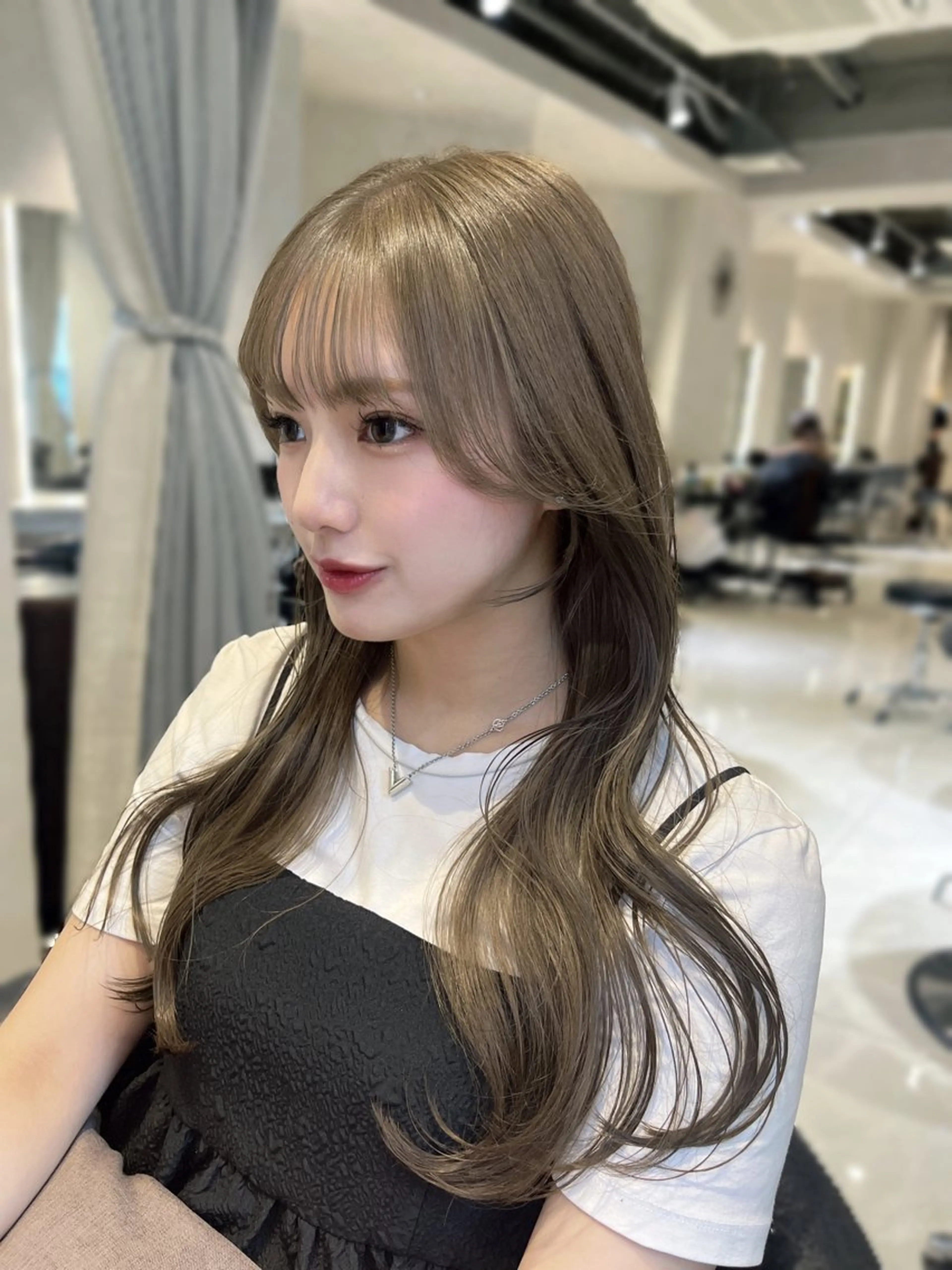 【⛄️期間限定🧣】韓国風カット＋ブリーチなしダブルカラー＋髪質改善4stepAujuaトリートメント🪄💖の写真