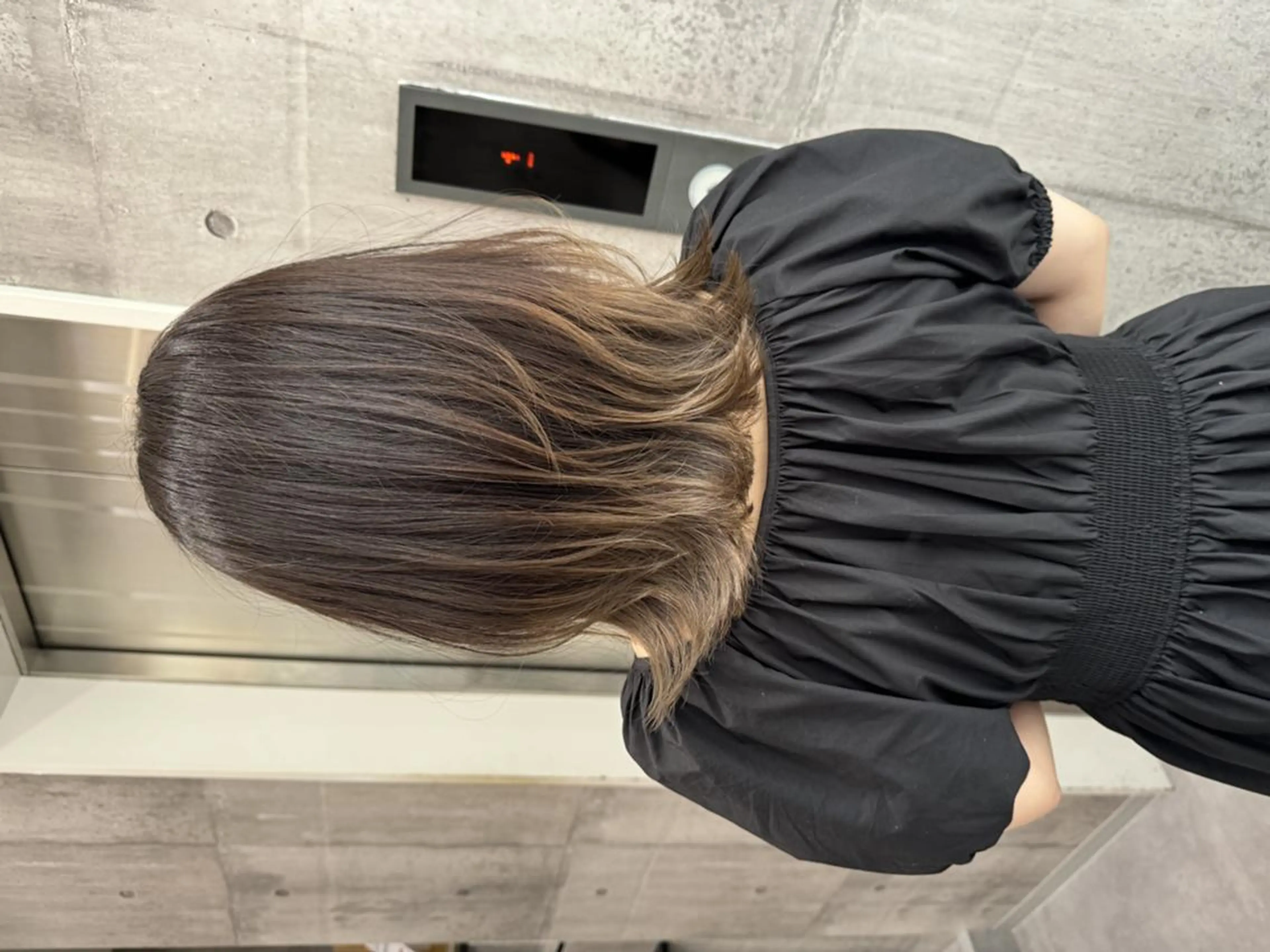 ミディアム 外国人風カラー ハイライト 髪質改善 似合わせカット トリートメント カット ヘアカラー トリートメント BUCKS【天王寺】 バックス【駅30秒】のヘアスタイル