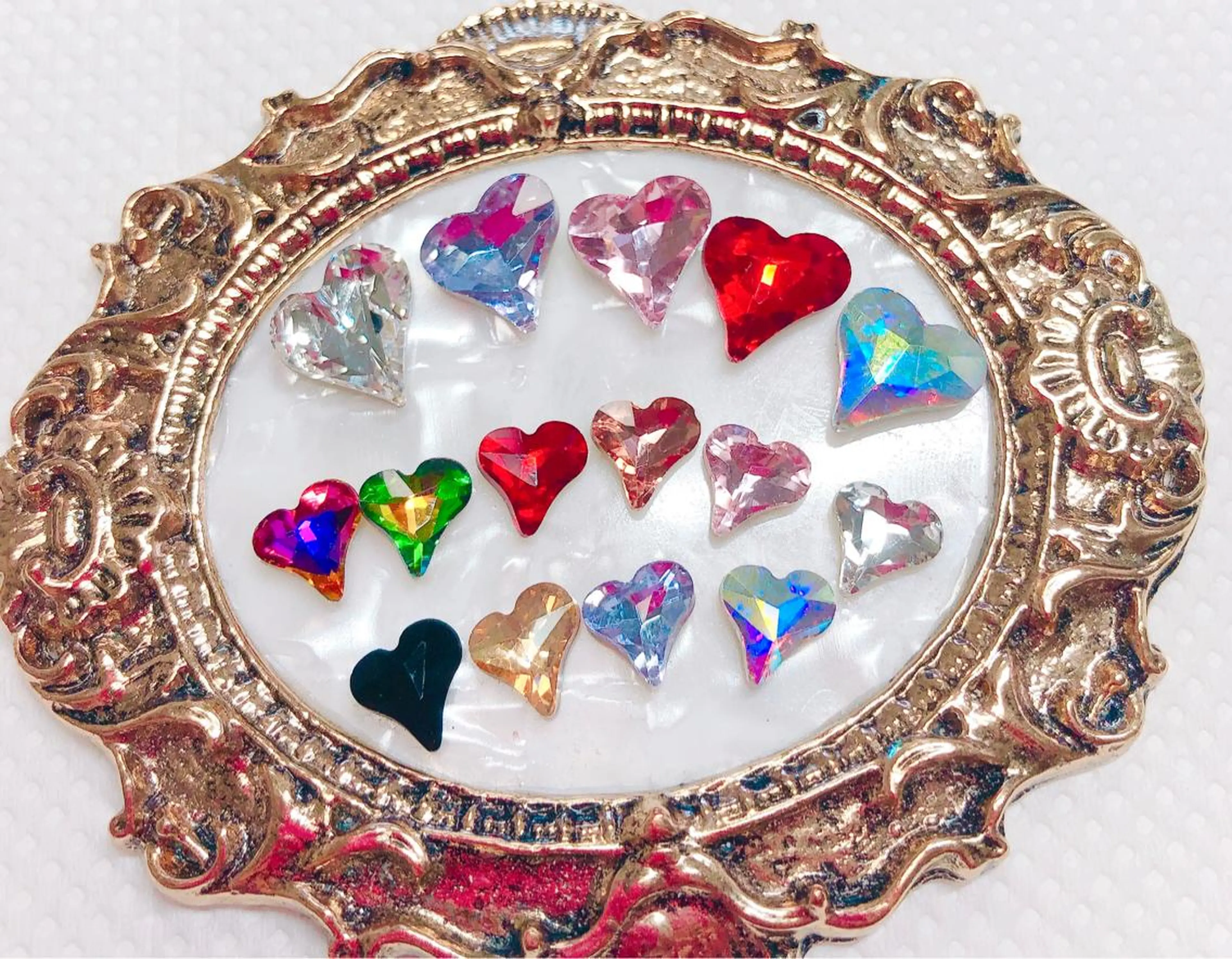 CROWN プライベートサロンのネイルデザイン