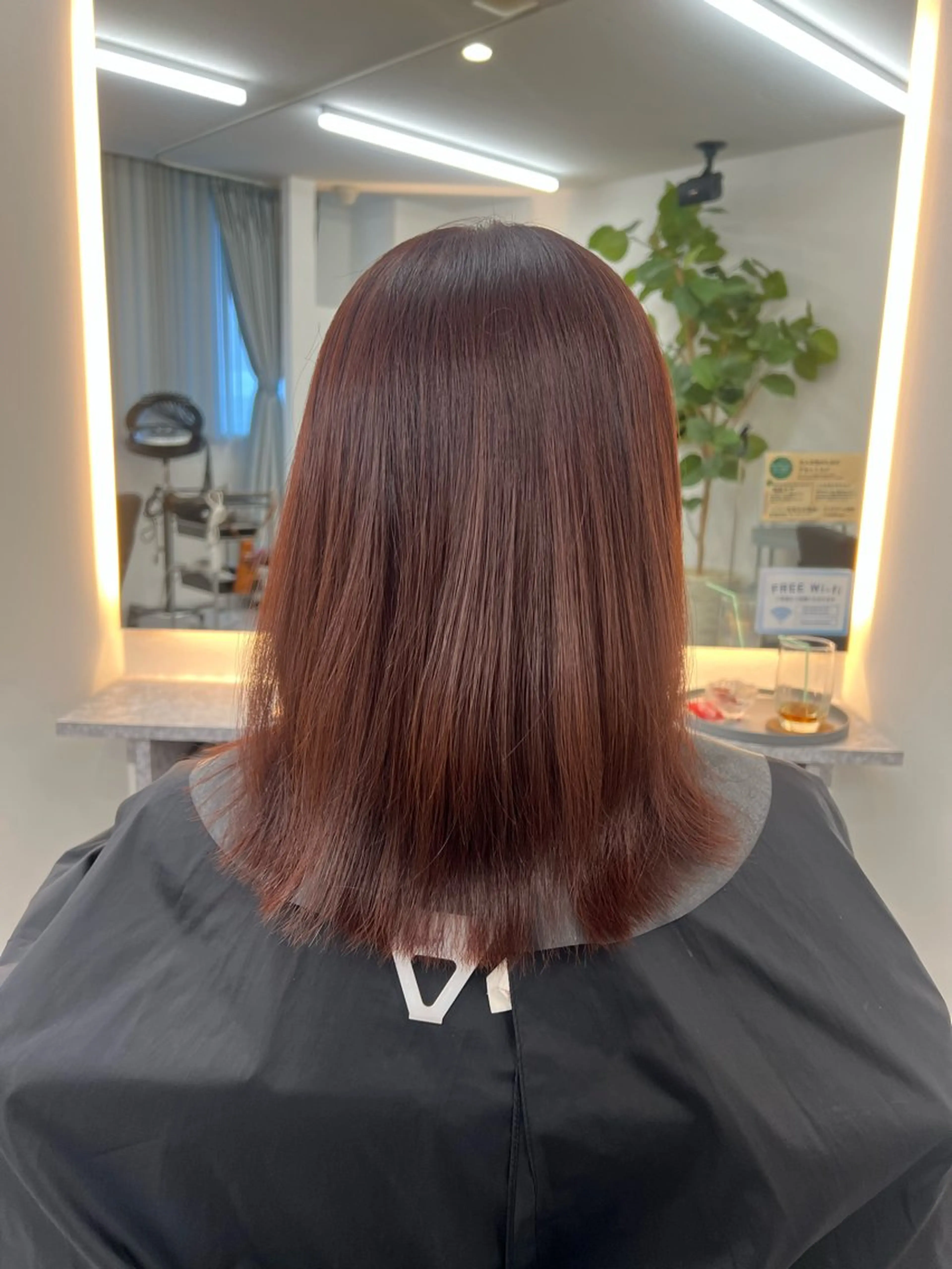 ミディアム カラー ブラウンカラー ピンクカラー ピンクブラウン レイヤーカット 外ハネヘア カット ヘアカラー 佐藤里菜🎀 /モデル募集してますのヘアスタイル