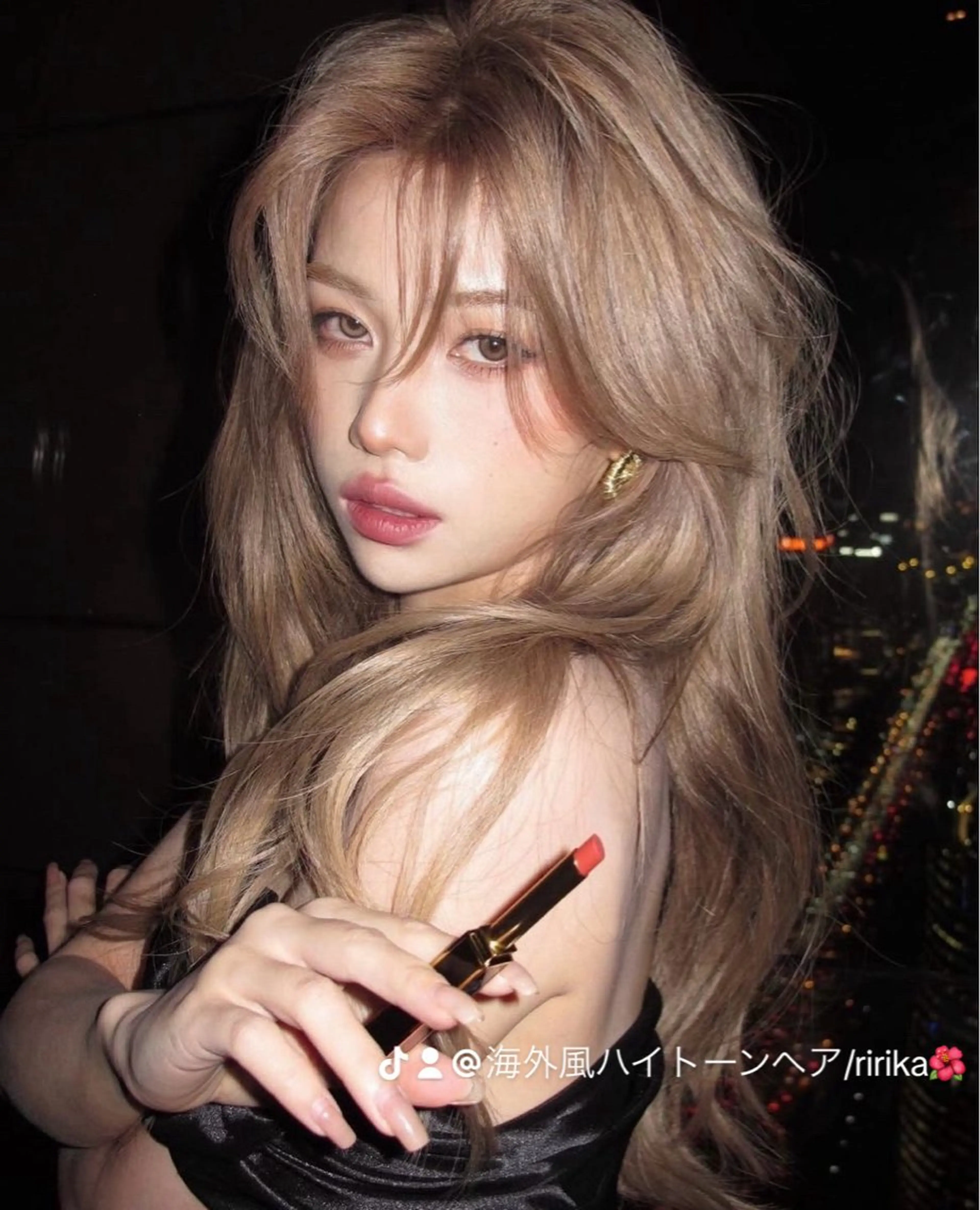 ロング ヘアカラー トリートメント ヘアセット 艶髪ハイトーンカラー 渋谷🎀ririkaのヘアスタイル