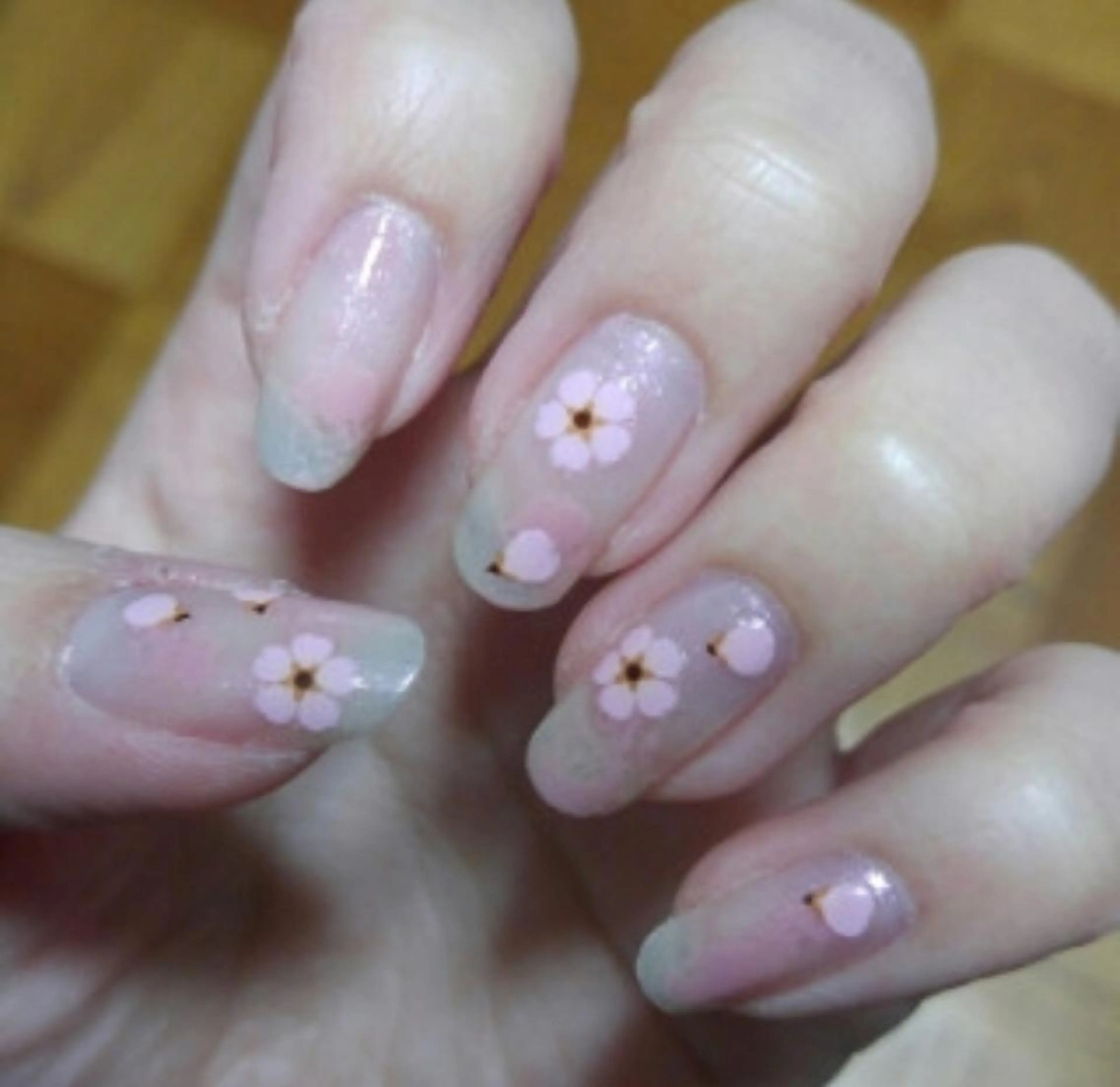 ネイル ハンドネイル ゲン レイカのネイルデザイン