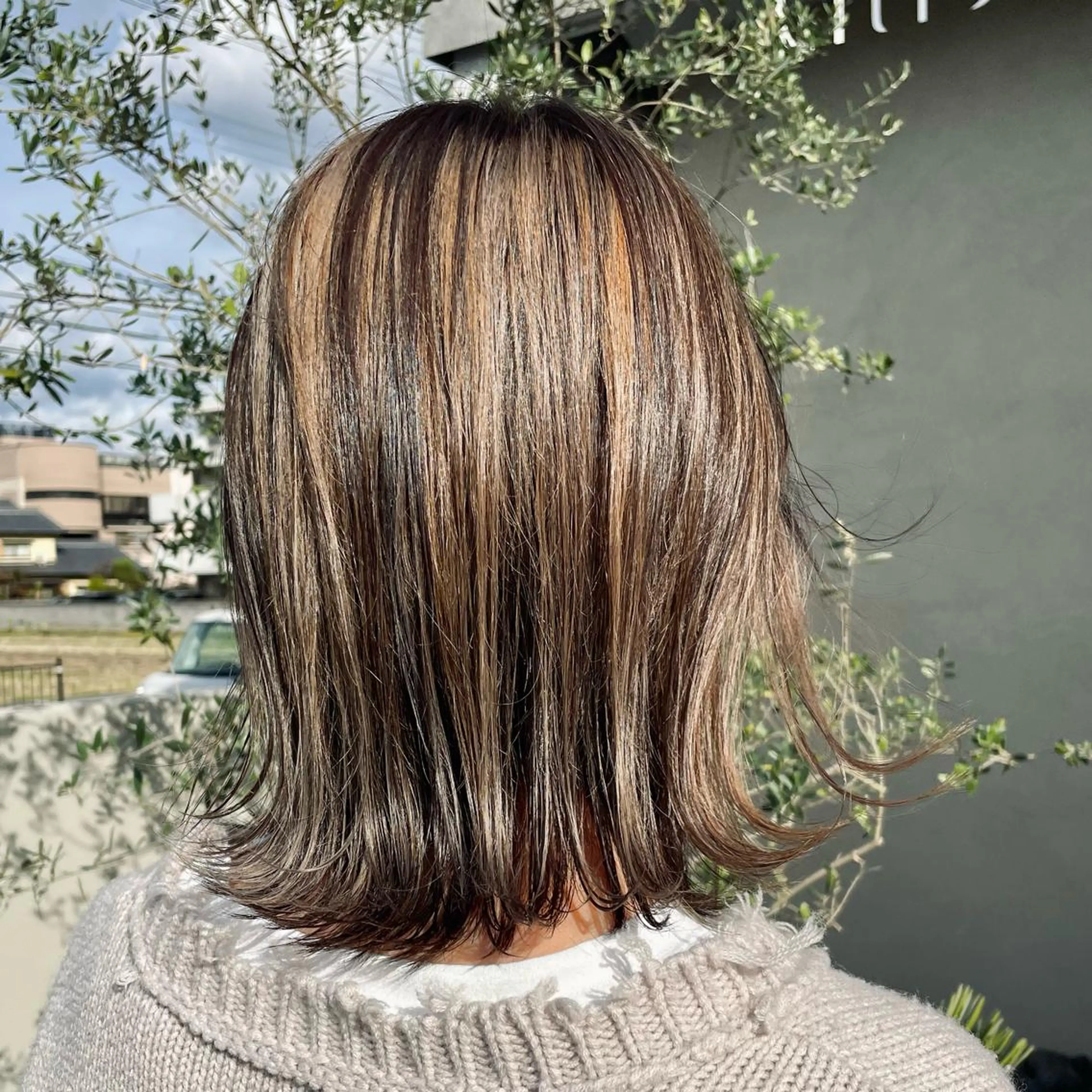 ミディアム カラー カット ヘアカラー トリートメント 神﨑優希 /髪質改善/艶カラーのヘアスタイル
