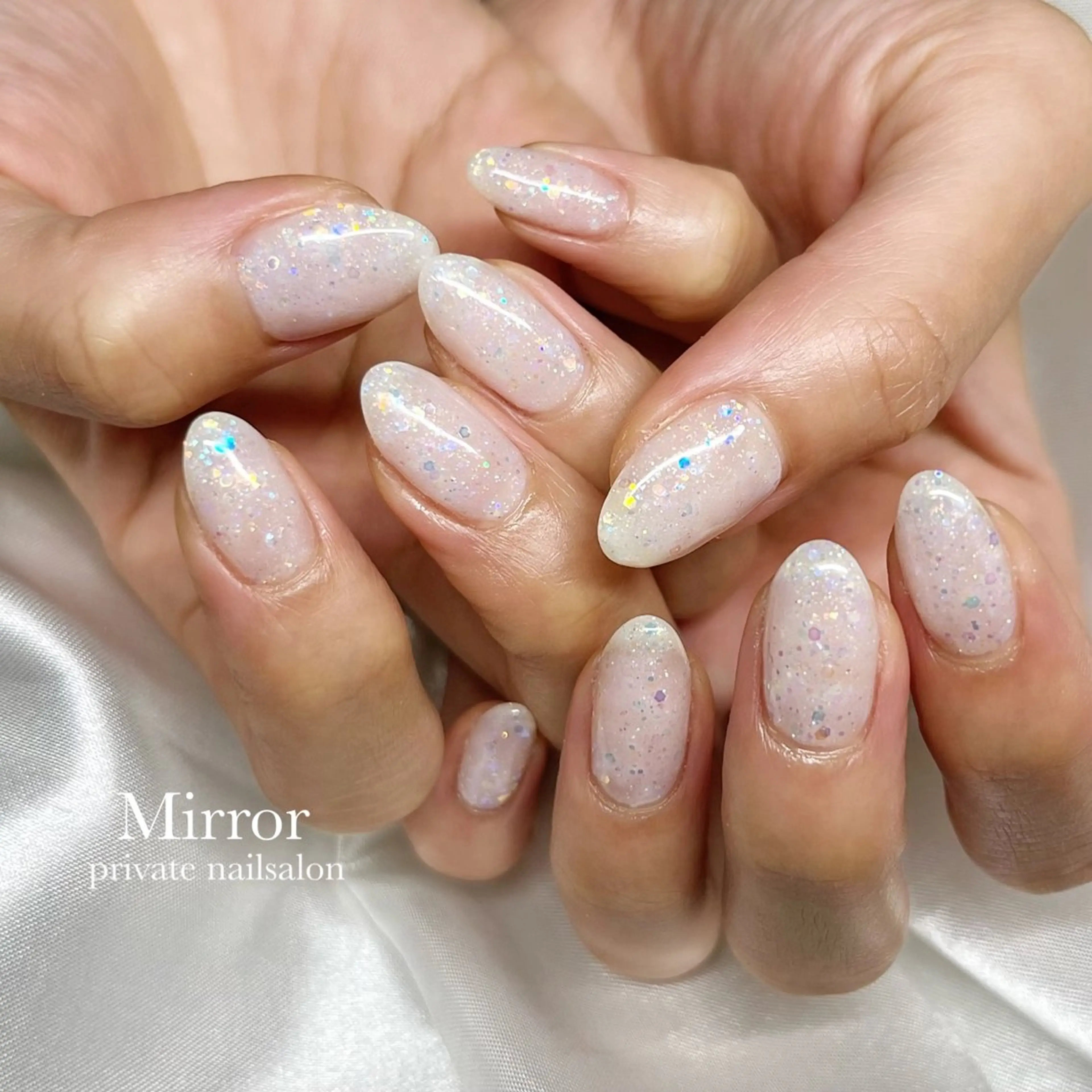 ネイル nailsalon Mirrorのネイルデザイン