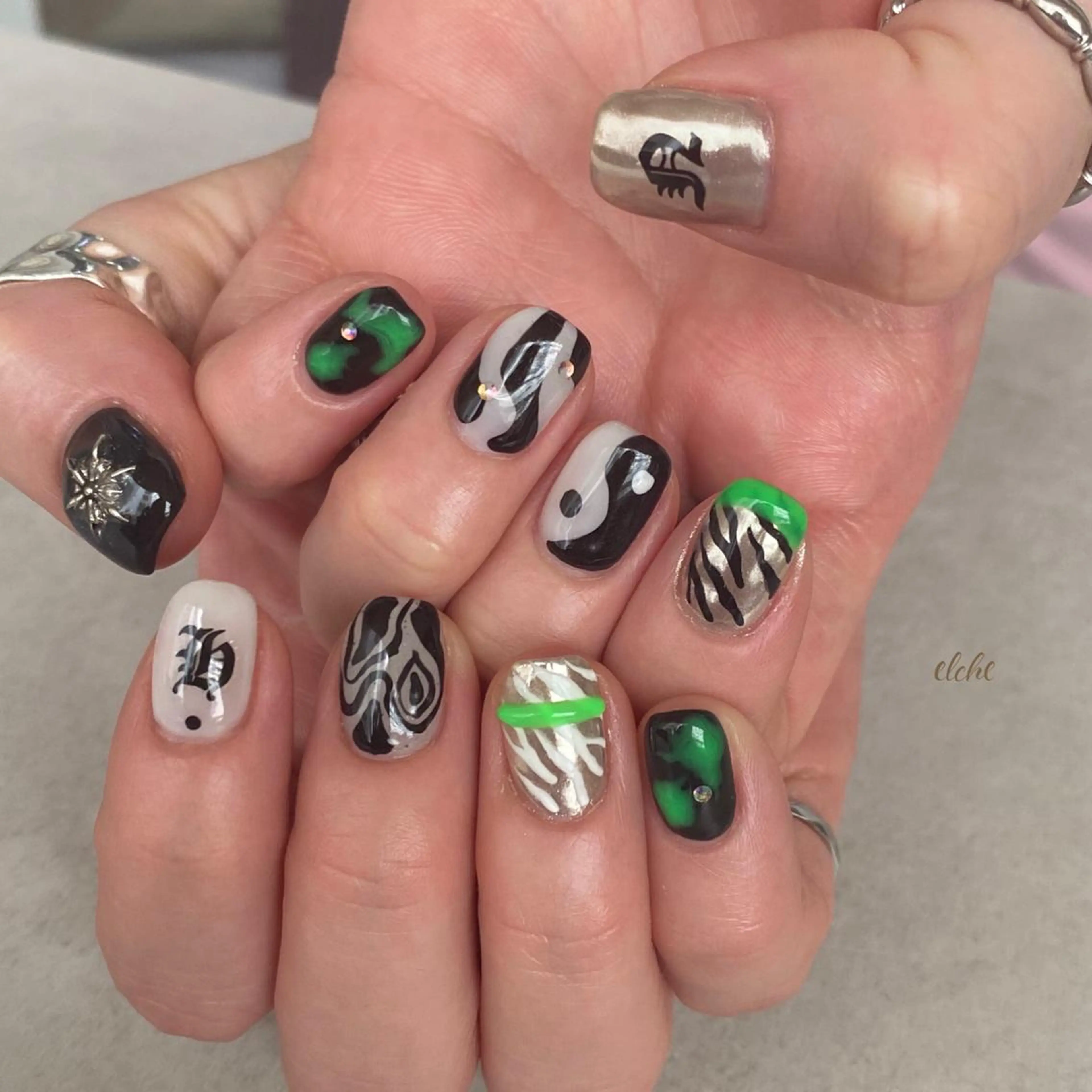 ネイル Rio 𓍼のネイルデザイン