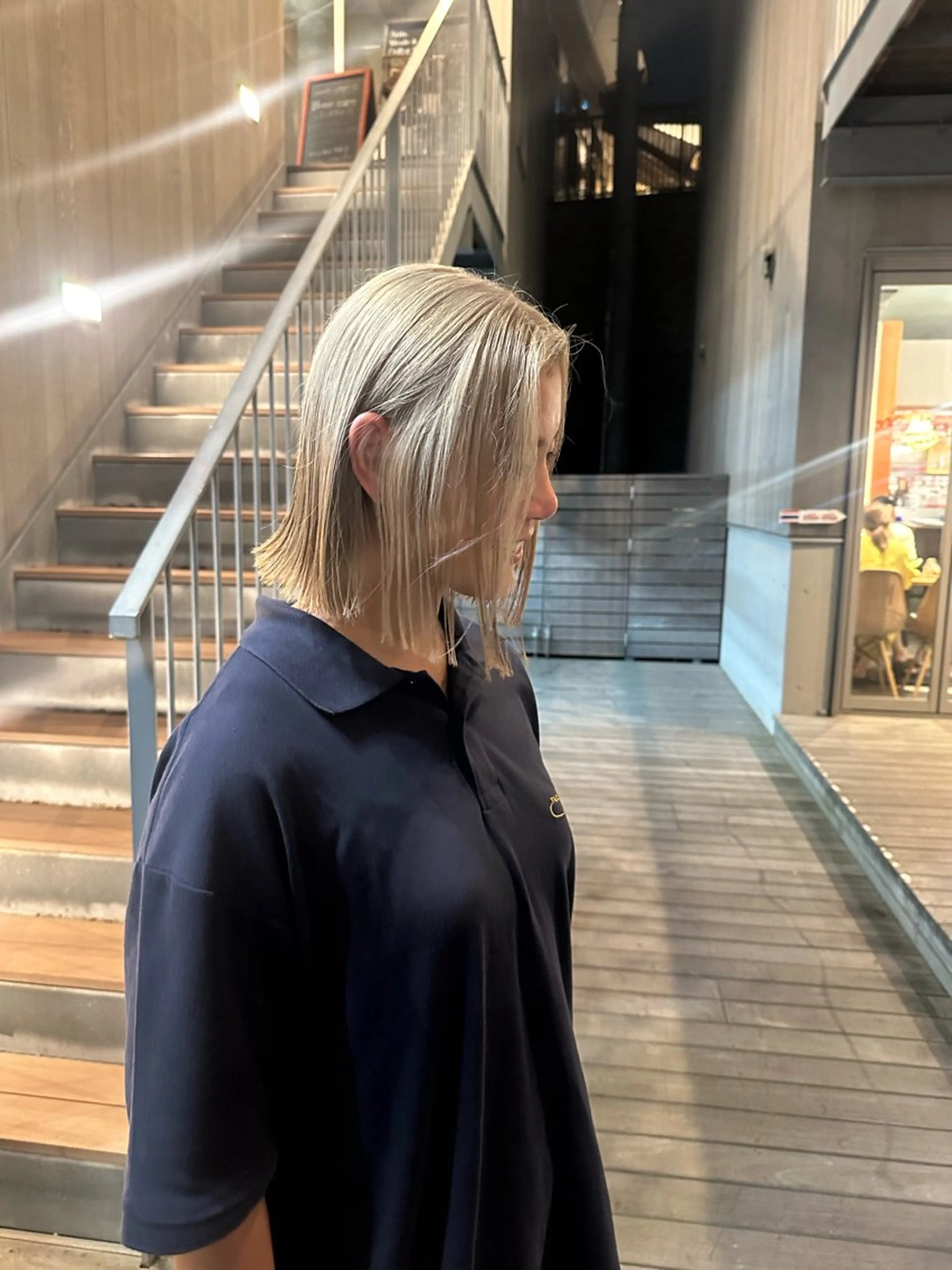 ミディアム カラー 似合わせレイヤー 海外風レイヤーmioのヘアスタイル